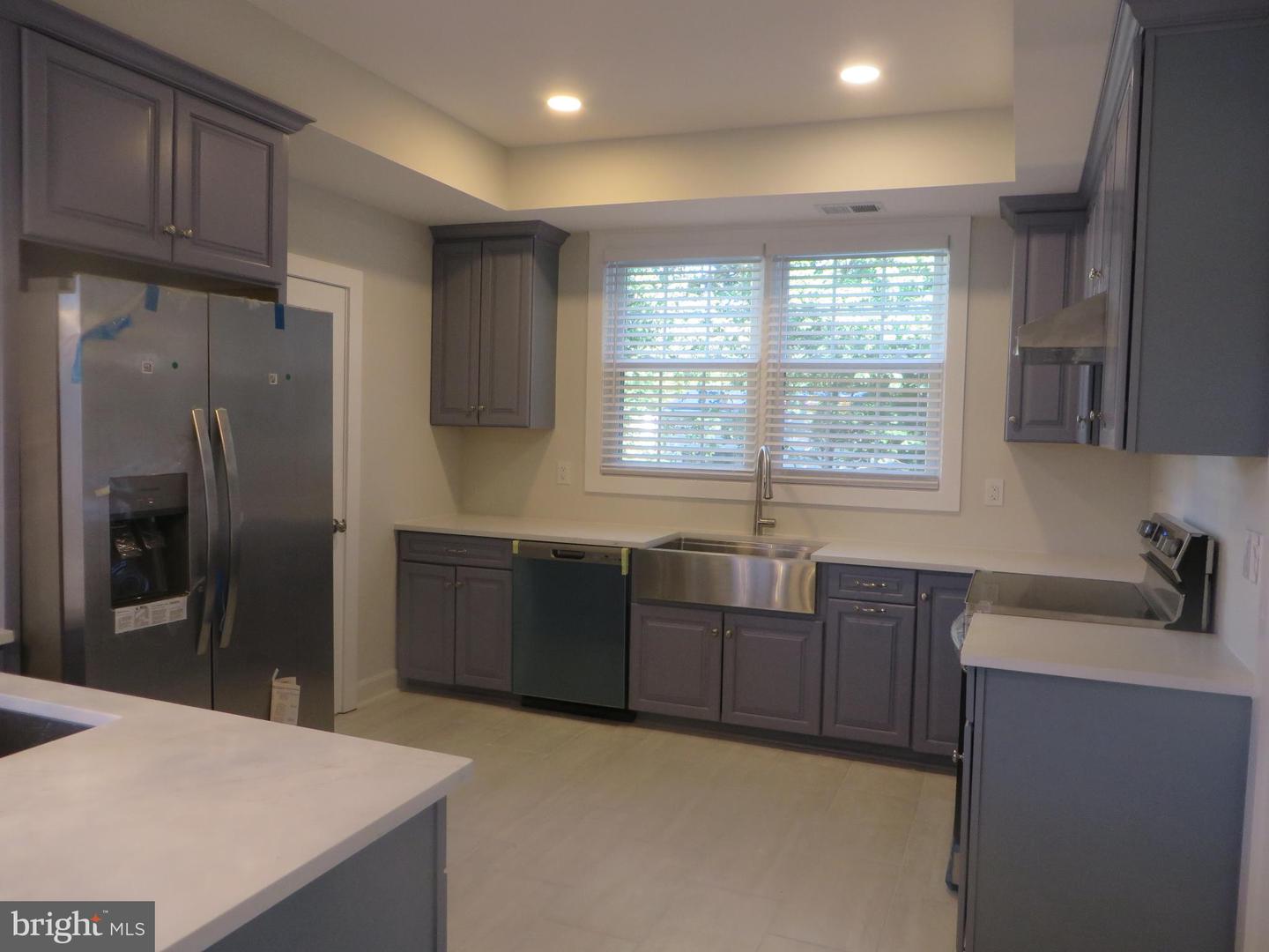 3010 STEVEN MARTIN DR, FAIRFAX, Virginia 22031, 5 Bedrooms Bedrooms, 14 Rooms Rooms,3 BathroomsBathrooms,Residential,For sale,3010 STEVEN MARTIN DR,VAFX2285196 MLS # VAFX2285196