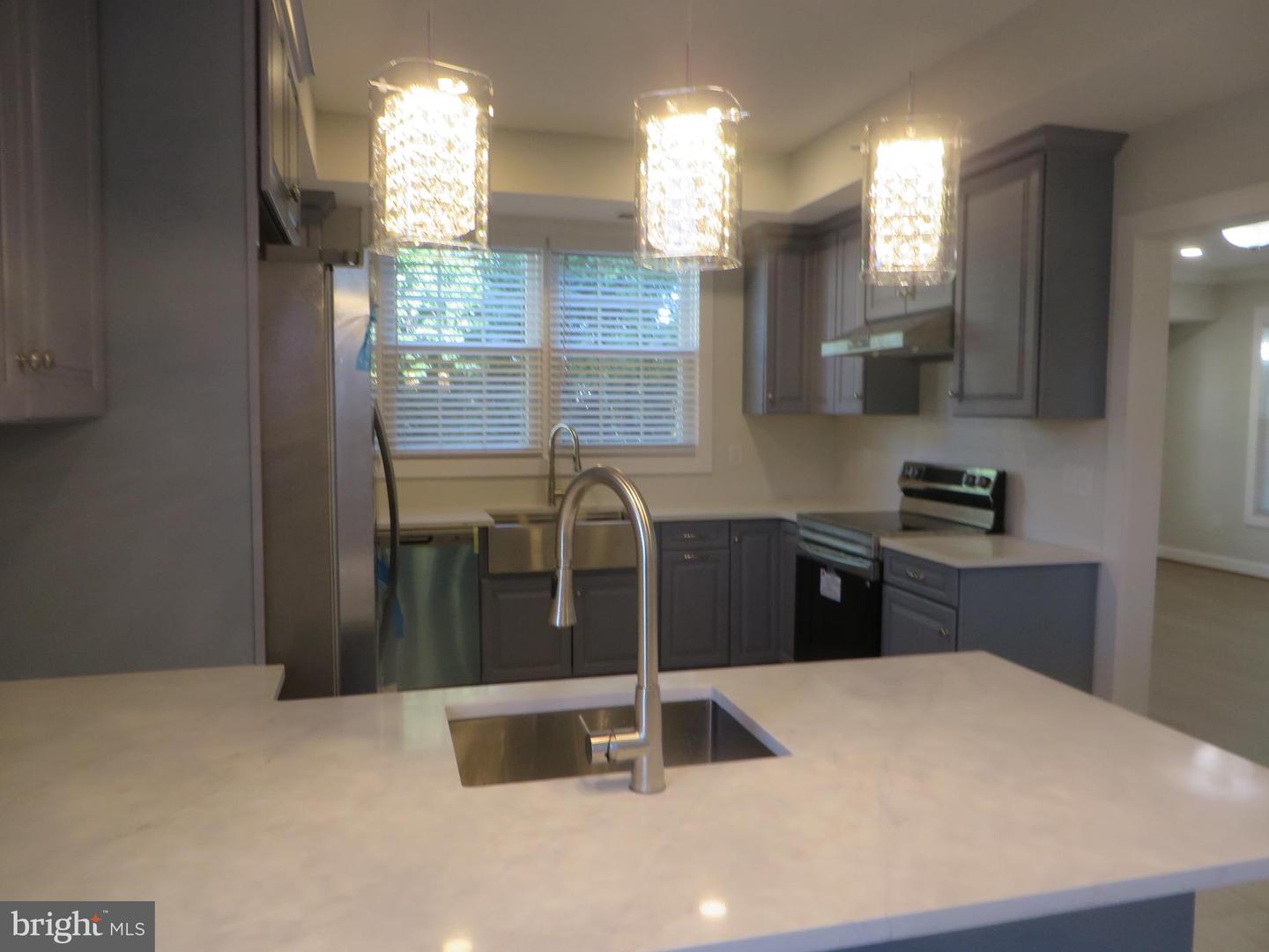 3010 STEVEN MARTIN DR, FAIRFAX, Virginia 22031, 5 Bedrooms Bedrooms, 14 Rooms Rooms,3 BathroomsBathrooms,Residential,For sale,3010 STEVEN MARTIN DR,VAFX2285196 MLS # VAFX2285196