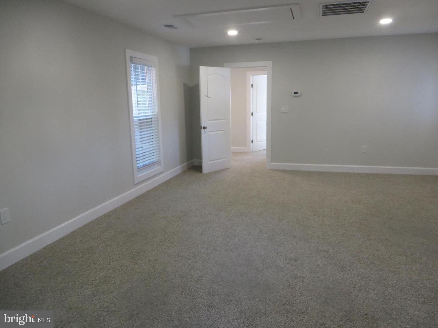 3010 STEVEN MARTIN DR, FAIRFAX, Virginia 22031, 5 Bedrooms Bedrooms, 14 Rooms Rooms,3 BathroomsBathrooms,Residential,For sale,3010 STEVEN MARTIN DR,VAFX2285196 MLS # VAFX2285196