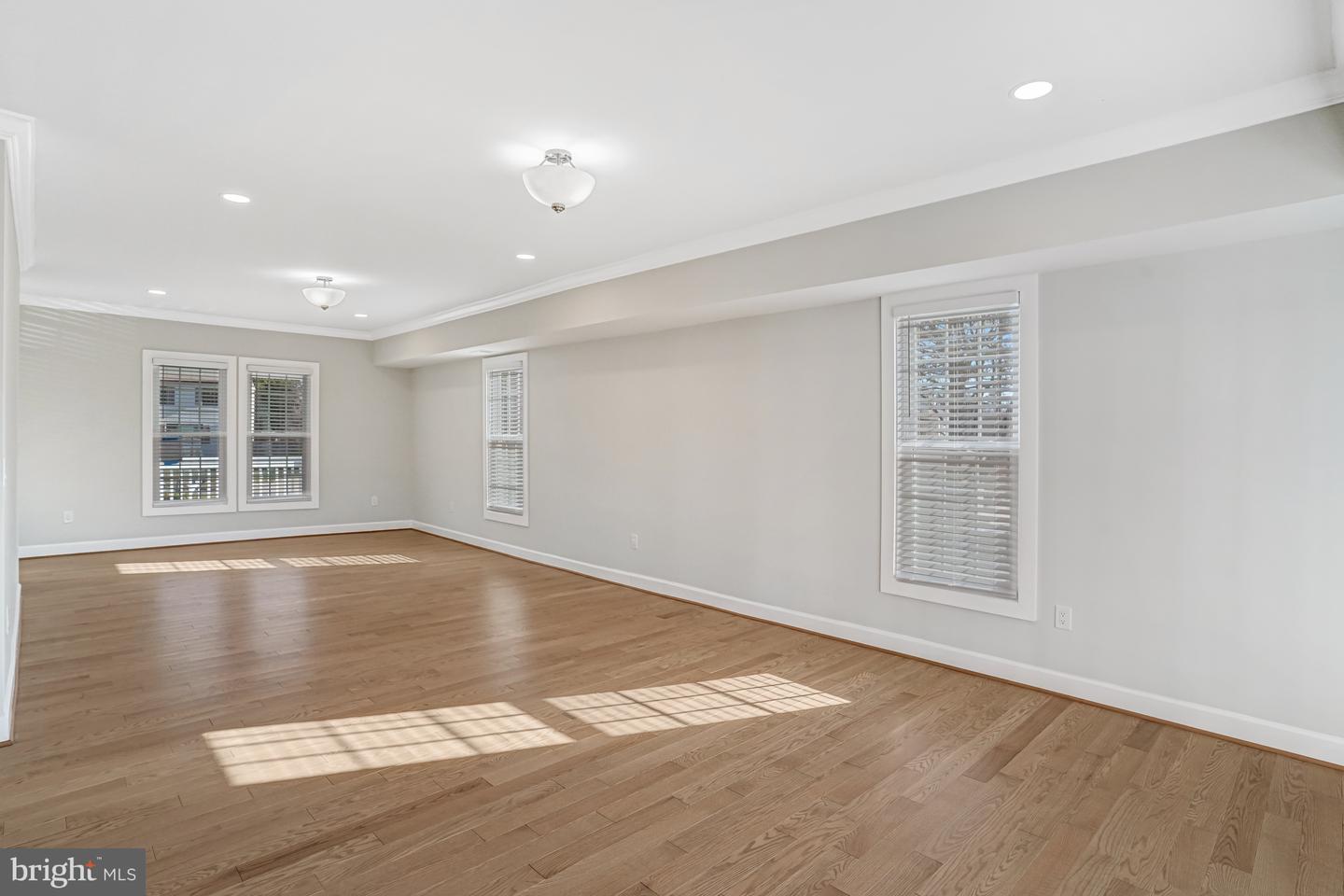 3010 STEVEN MARTIN DR, FAIRFAX, Virginia 22031, 5 Bedrooms Bedrooms, 14 Rooms Rooms,3 BathroomsBathrooms,Residential,For sale,3010 STEVEN MARTIN DR,VAFX2285196 MLS # VAFX2285196