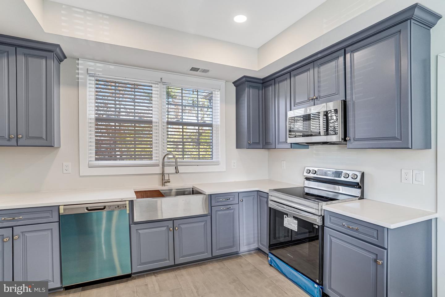 3010 STEVEN MARTIN DR, FAIRFAX, Virginia 22031, 5 Bedrooms Bedrooms, 14 Rooms Rooms,3 BathroomsBathrooms,Residential,For sale,3010 STEVEN MARTIN DR,VAFX2285196 MLS # VAFX2285196