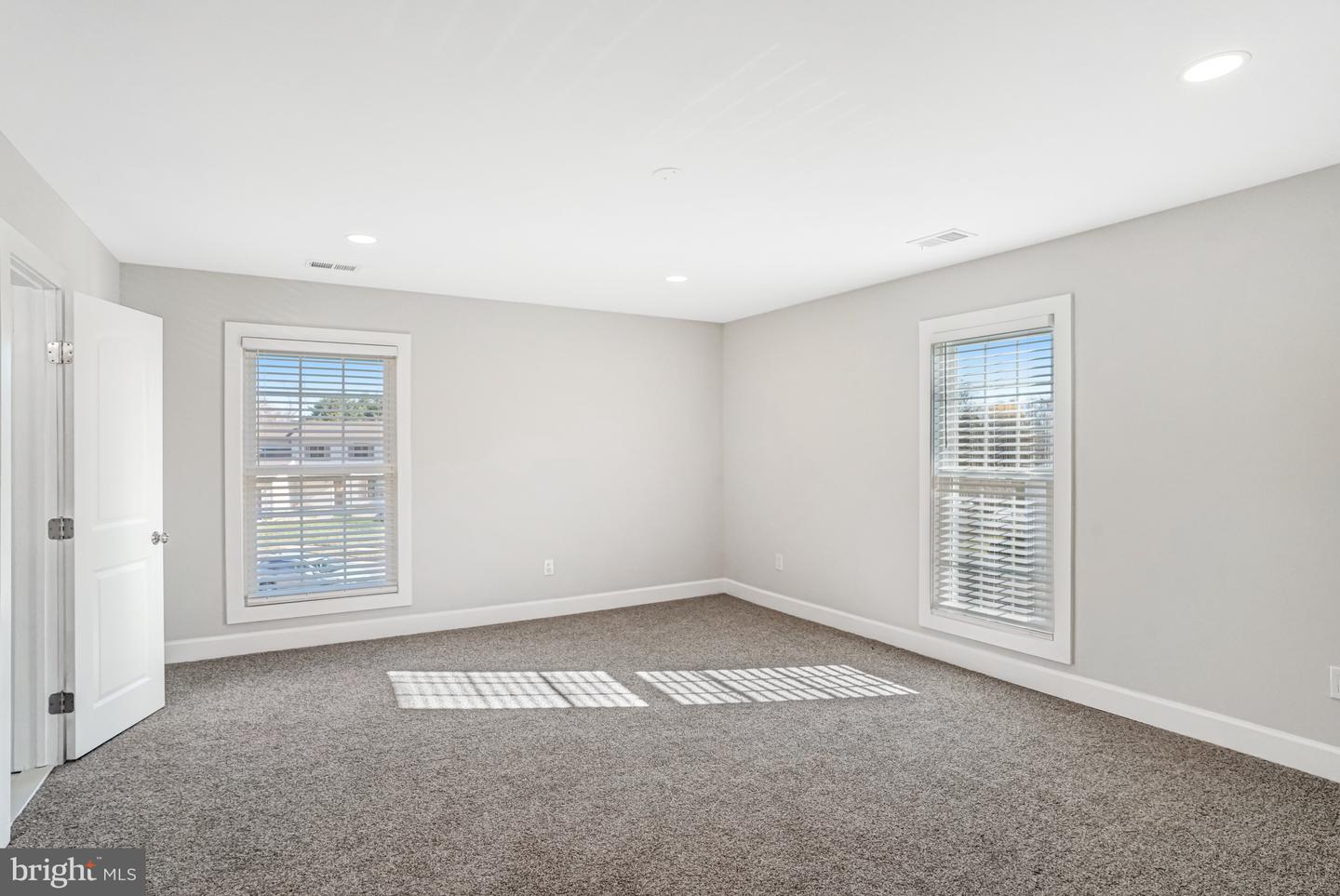 3010 STEVEN MARTIN DR, FAIRFAX, Virginia 22031, 5 Bedrooms Bedrooms, 14 Rooms Rooms,3 BathroomsBathrooms,Residential,For sale,3010 STEVEN MARTIN DR,VAFX2285196 MLS # VAFX2285196