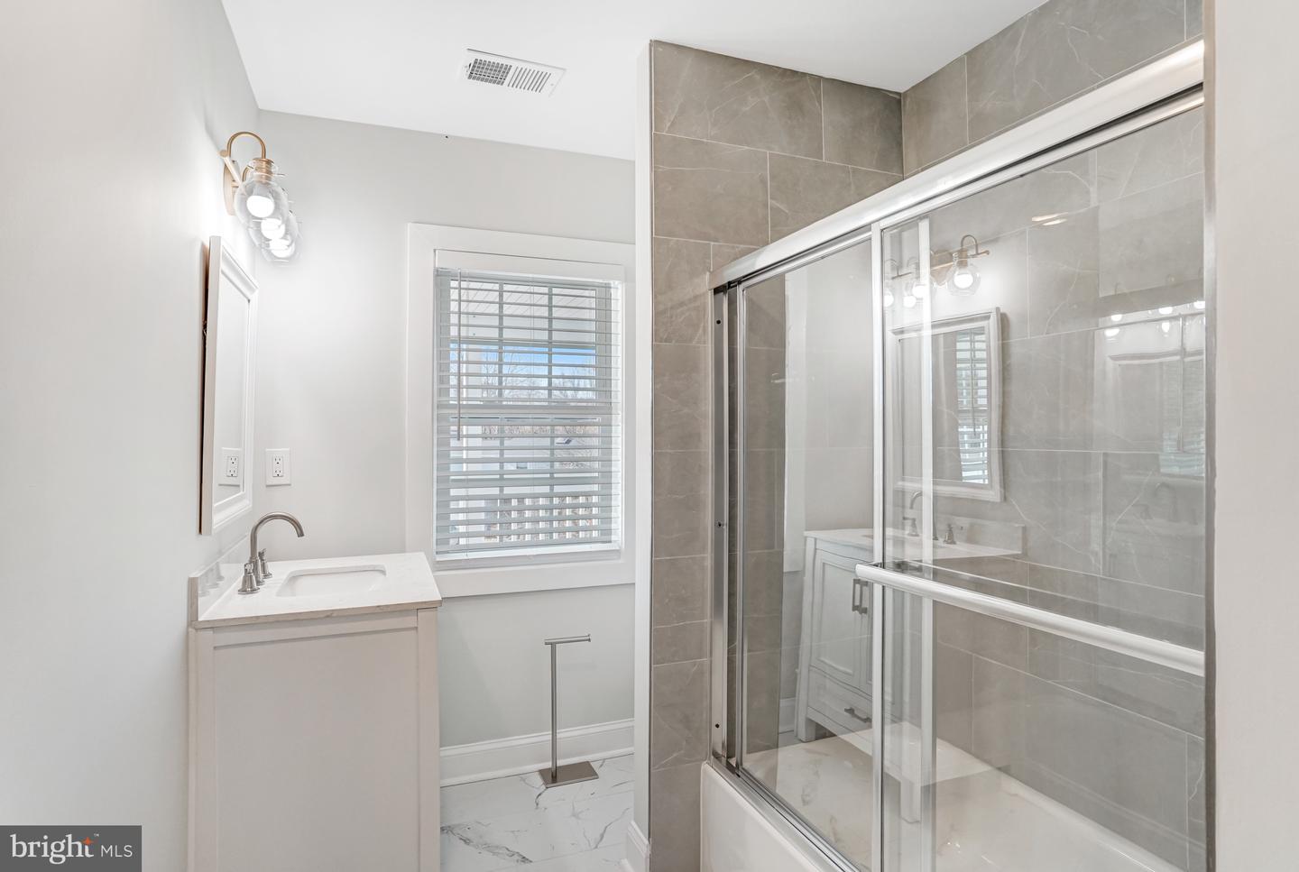 3010 STEVEN MARTIN DR, FAIRFAX, Virginia 22031, 5 Bedrooms Bedrooms, 14 Rooms Rooms,3 BathroomsBathrooms,Residential,For sale,3010 STEVEN MARTIN DR,VAFX2285196 MLS # VAFX2285196