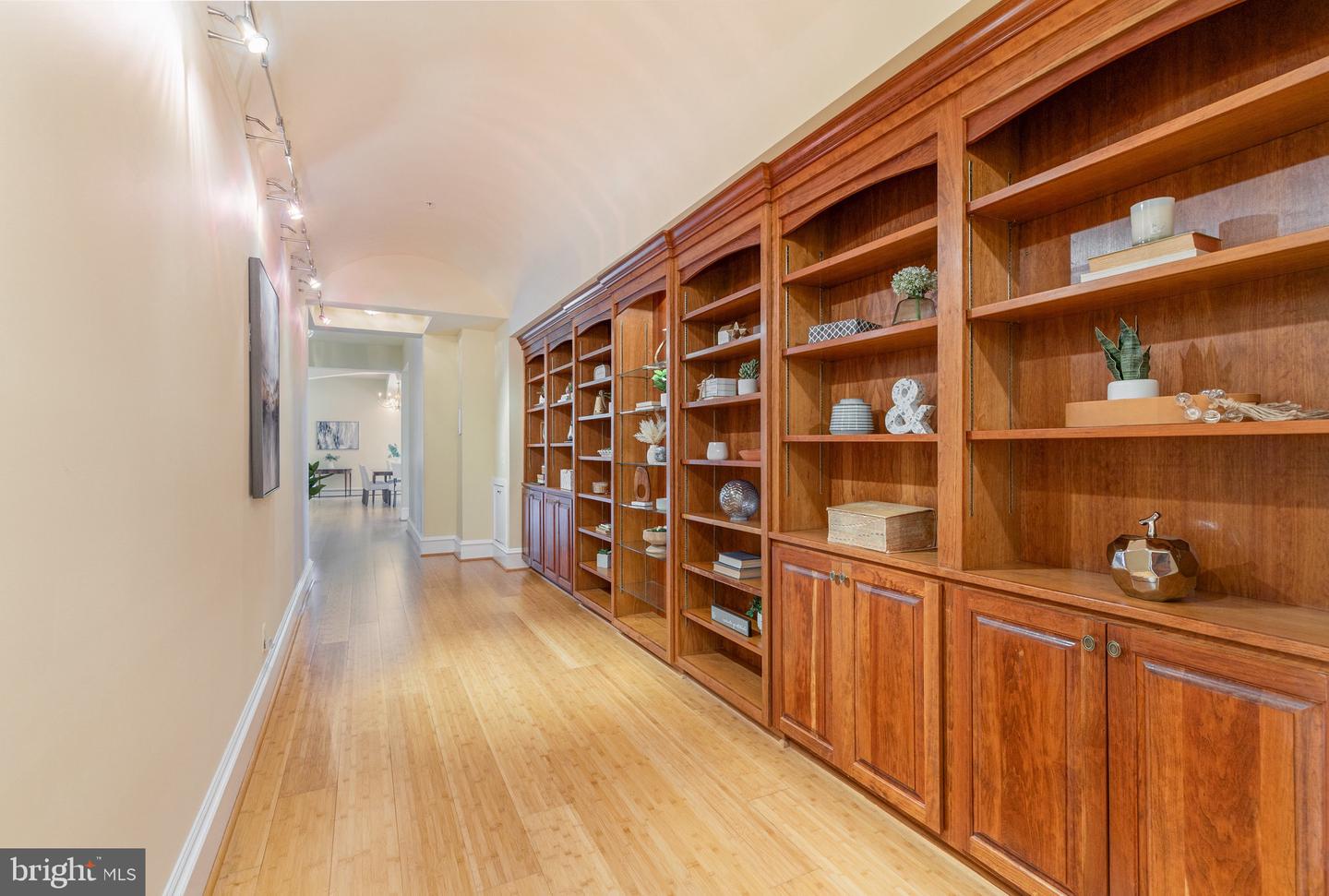 913-B CAROLINE, FREDERICKSBURG, Virginia 22401, 3 Bedrooms Bedrooms, ,2 BathroomsBathrooms,Residential,For sale,913-B CAROLINE,VAFB2009504 MLS # VAFB2009504