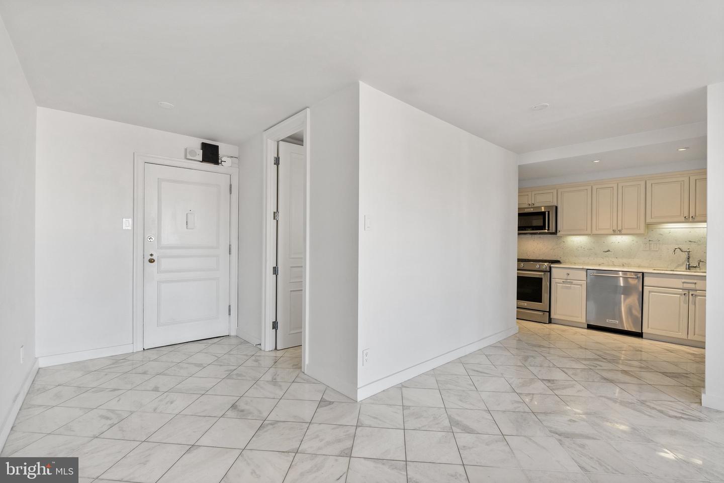 2500 VIRGINIA AVE NW #1005-S, WASHINGTON, District Of Columbia 20037, 2 Bedrooms Bedrooms, ,2 BathroomsBathrooms,Residential,For sale,2500 VIRGINIA AVE NW #1005-S,DCDC2190584 MLS # DCDC2190584 2500 VIRGINIA AVE NW #1005-S, WASHINGTON, District Of Columbia 20037, 2 Bedrooms Bedrooms, ,2 BathroomsBathrooms,Residential,For sale,2500 VIRGINIA AVE NW #1005-S,DCDC2190584 MLS # DCDC2190584
