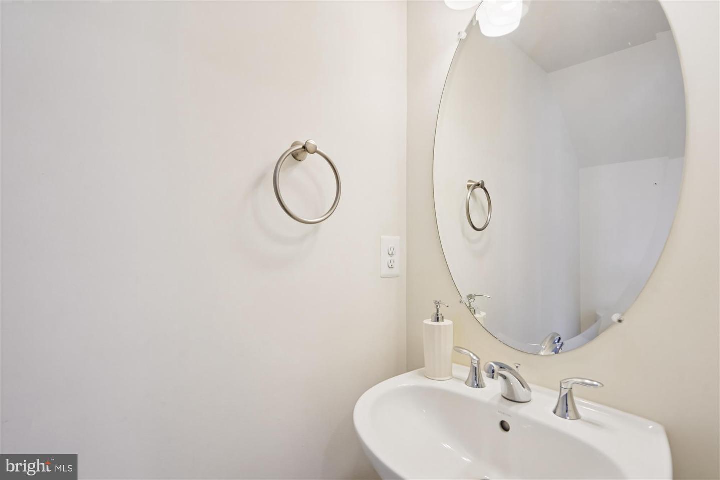 13979 GARY FISHER TRL, GAINESVILLE, Virginia 20155, 3 Bedrooms Bedrooms, ,2 BathroomsBathrooms,Residential,For sale,13979 GARY FISHER TRL,VAPW2104374 MLS # VAPW2104374