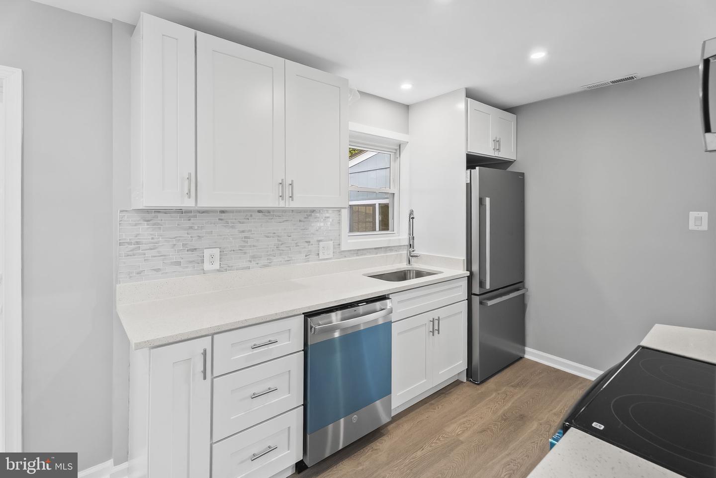 5822 BROOKVIEW DR, ALEXANDRIA, Virginia 22310, 5 Bedrooms Bedrooms, ,2 BathroomsBathrooms,Residential,For sale,5822 BROOKVIEW DR,VAFX2269258 MLS # VAFX2269258