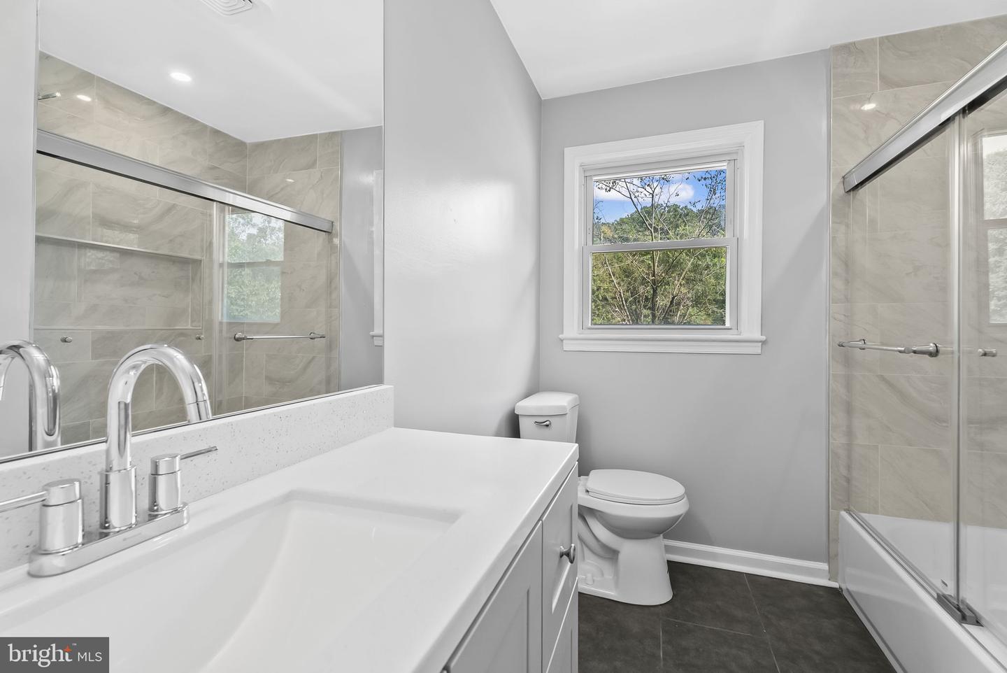 5822 BROOKVIEW DR, ALEXANDRIA, Virginia 22310, 5 Bedrooms Bedrooms, ,2 BathroomsBathrooms,Residential,For sale,5822 BROOKVIEW DR,VAFX2269258 MLS # VAFX2269258