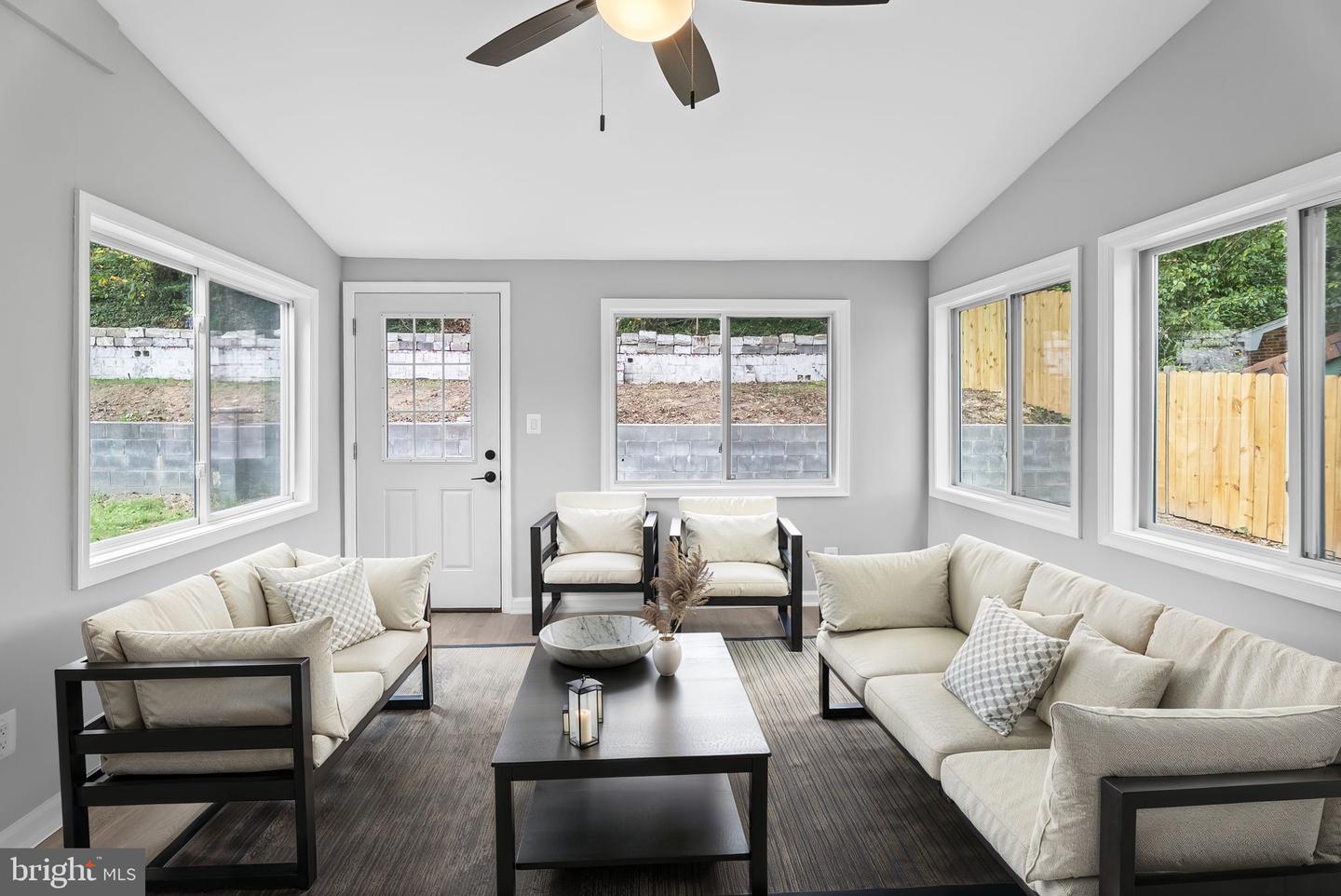 5822 BROOKVIEW DR, ALEXANDRIA, Virginia 22310, 5 Bedrooms Bedrooms, ,2 BathroomsBathrooms,Residential,For sale,5822 BROOKVIEW DR,VAFX2269258 MLS # VAFX2269258