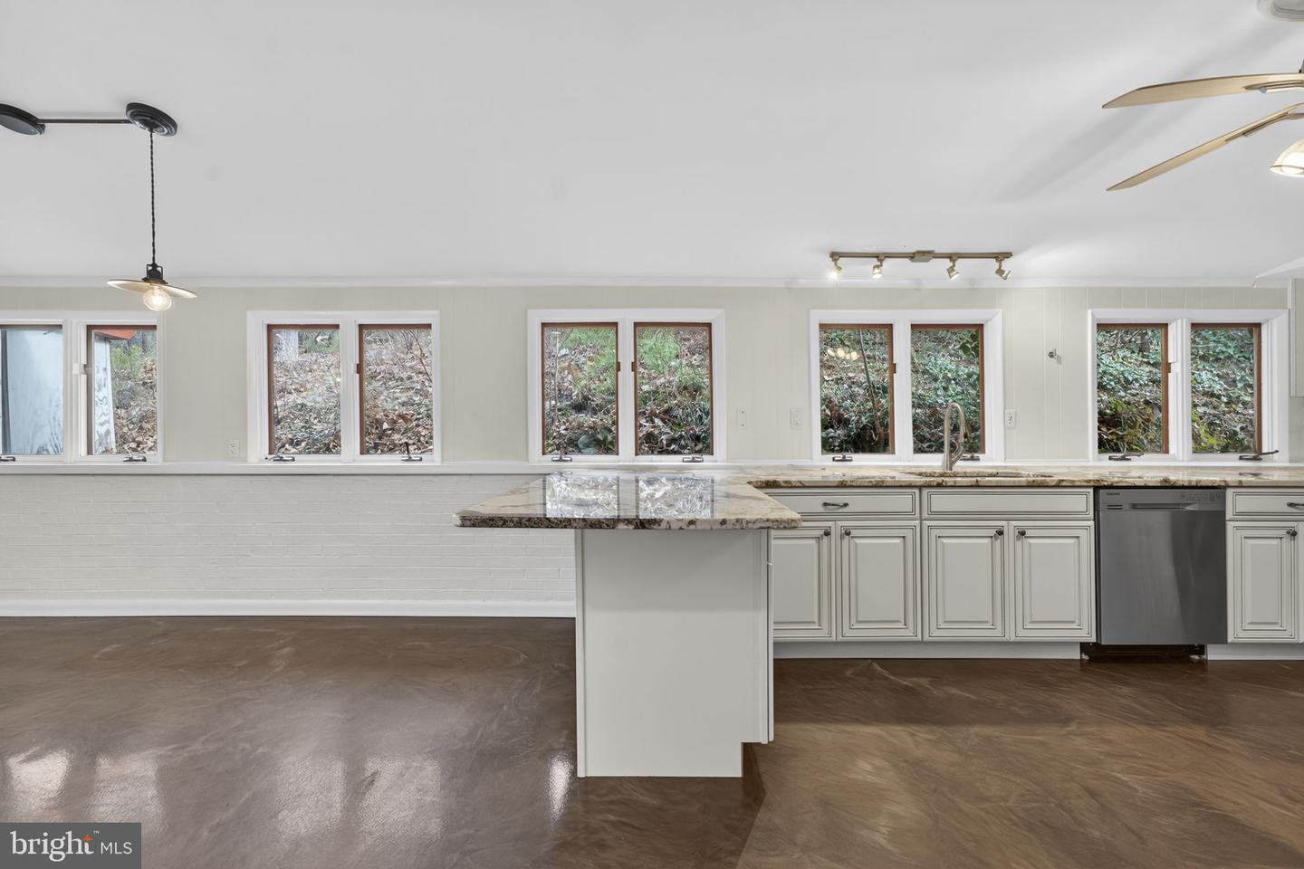 4119 BULL RUN MOUNTAIN RD, THE PLAINS, Virginia 20198, 3 Bedrooms Bedrooms, ,2 BathroomsBathrooms,Residential,For sale,4119 BULL RUN MOUNTAIN RD,VAFQ2019784 MLS # VAFQ2019784