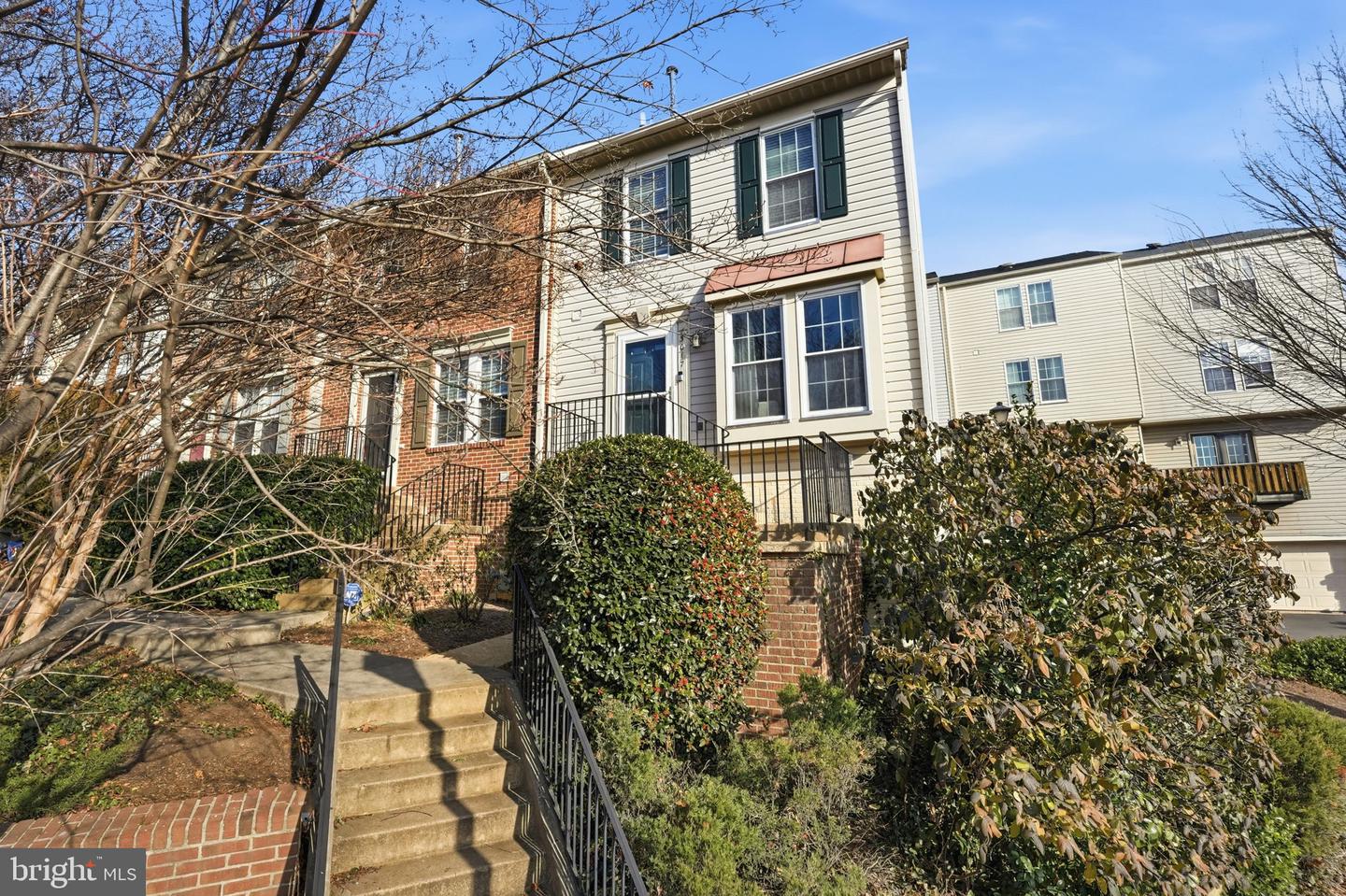 3017 22ND ST S, ARLINGTON, Virginia 22204, 3 Bedrooms Bedrooms, ,2 BathroomsBathrooms,Residential,For sale,3017 22ND ST S,VAAR2067336 MLS # VAAR2067336