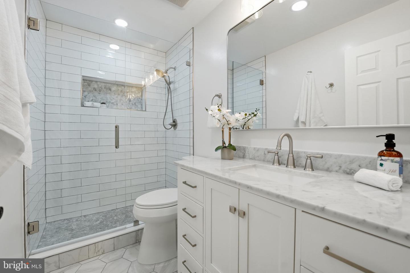 3017 22ND ST S, ARLINGTON, Virginia 22204, 3 Bedrooms Bedrooms, ,2 BathroomsBathrooms,Residential,For sale,3017 22ND ST S,VAAR2067336 MLS # VAAR2067336