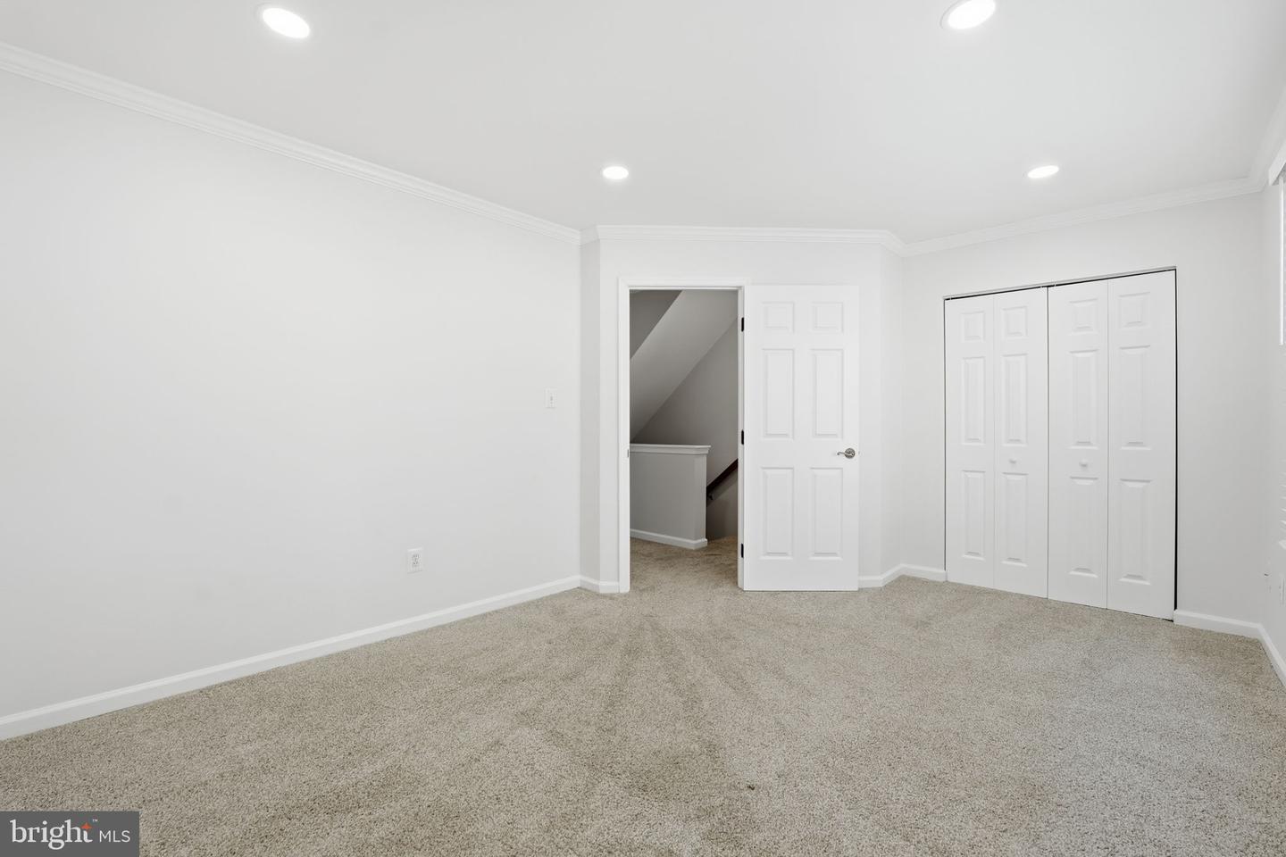 3017 22ND ST S, ARLINGTON, Virginia 22204, 3 Bedrooms Bedrooms, ,2 BathroomsBathrooms,Residential,For sale,3017 22ND ST S,VAAR2067336 MLS # VAAR2067336