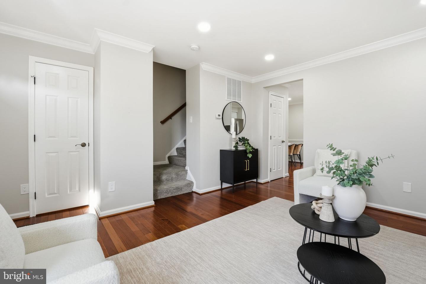 3017 22ND ST S, ARLINGTON, Virginia 22204, 3 Bedrooms Bedrooms, ,2 BathroomsBathrooms,Residential,For sale,3017 22ND ST S,VAAR2067336 MLS # VAAR2067336