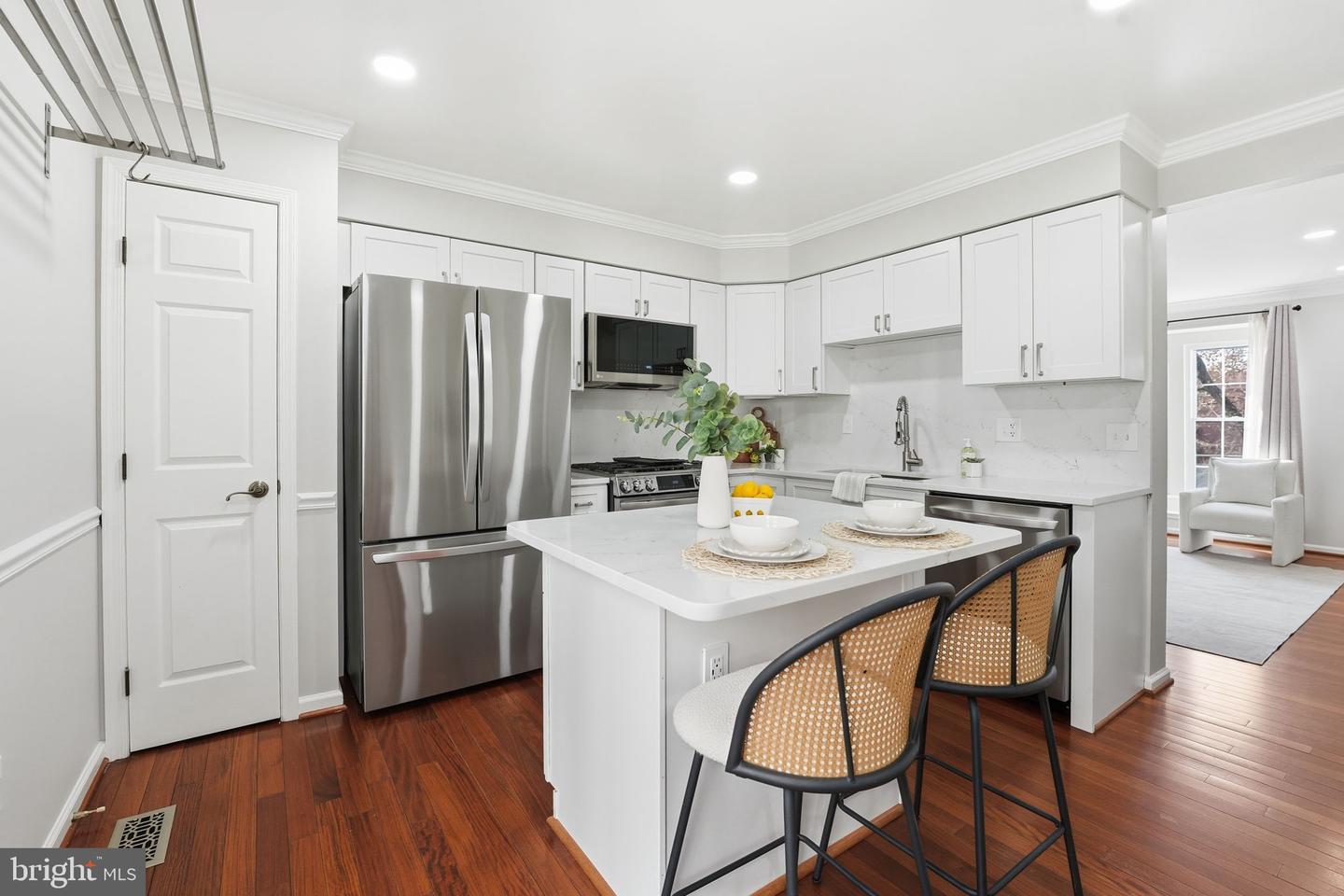 3017 22ND ST S, ARLINGTON, Virginia 22204, 3 Bedrooms Bedrooms, ,2 BathroomsBathrooms,Residential,For sale,3017 22ND ST S,VAAR2067336 MLS # VAAR2067336