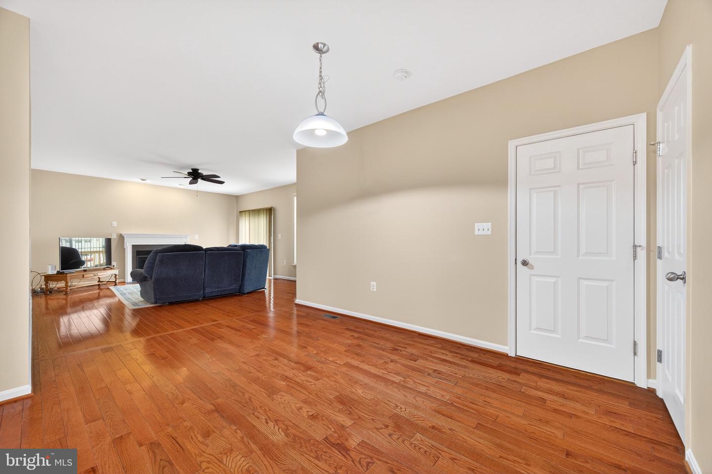 17429 TEDLER CIR, ROUND HILL, Virginia 20141, 3 Bedrooms Bedrooms, ,2 BathroomsBathrooms,Residential,For sale,17429 TEDLER CIR,VALO2113618 MLS # VALO2113618