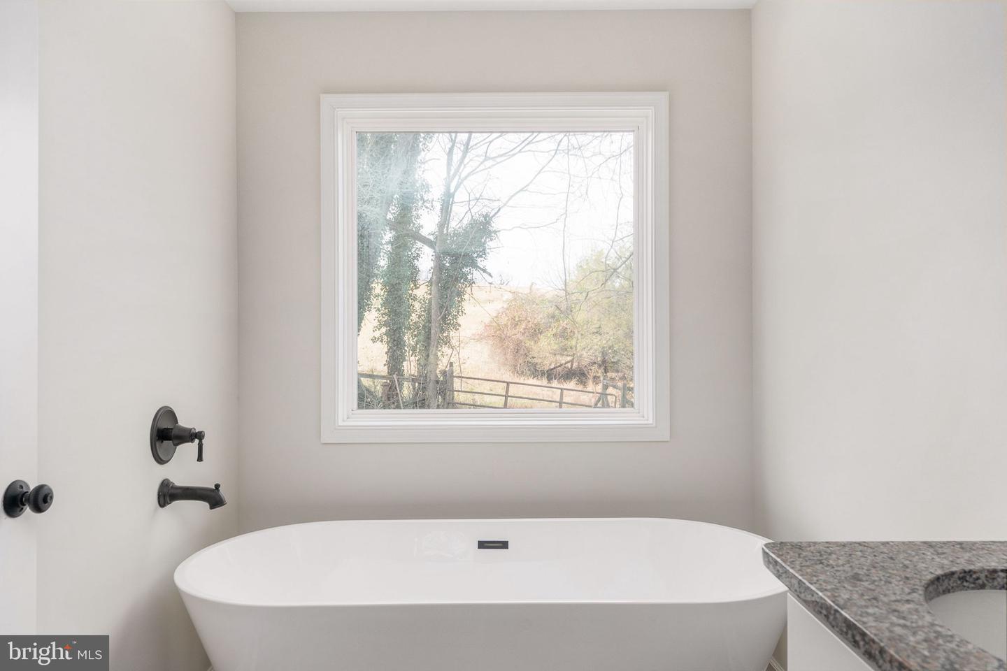 158 RED HILL RD, ORANGE, Virginia 22960, 3 Bedrooms Bedrooms, ,2 BathroomsBathrooms,Residential,For sale,158 RED HILL RD,VAOR2013084 MLS # VAOR2013084