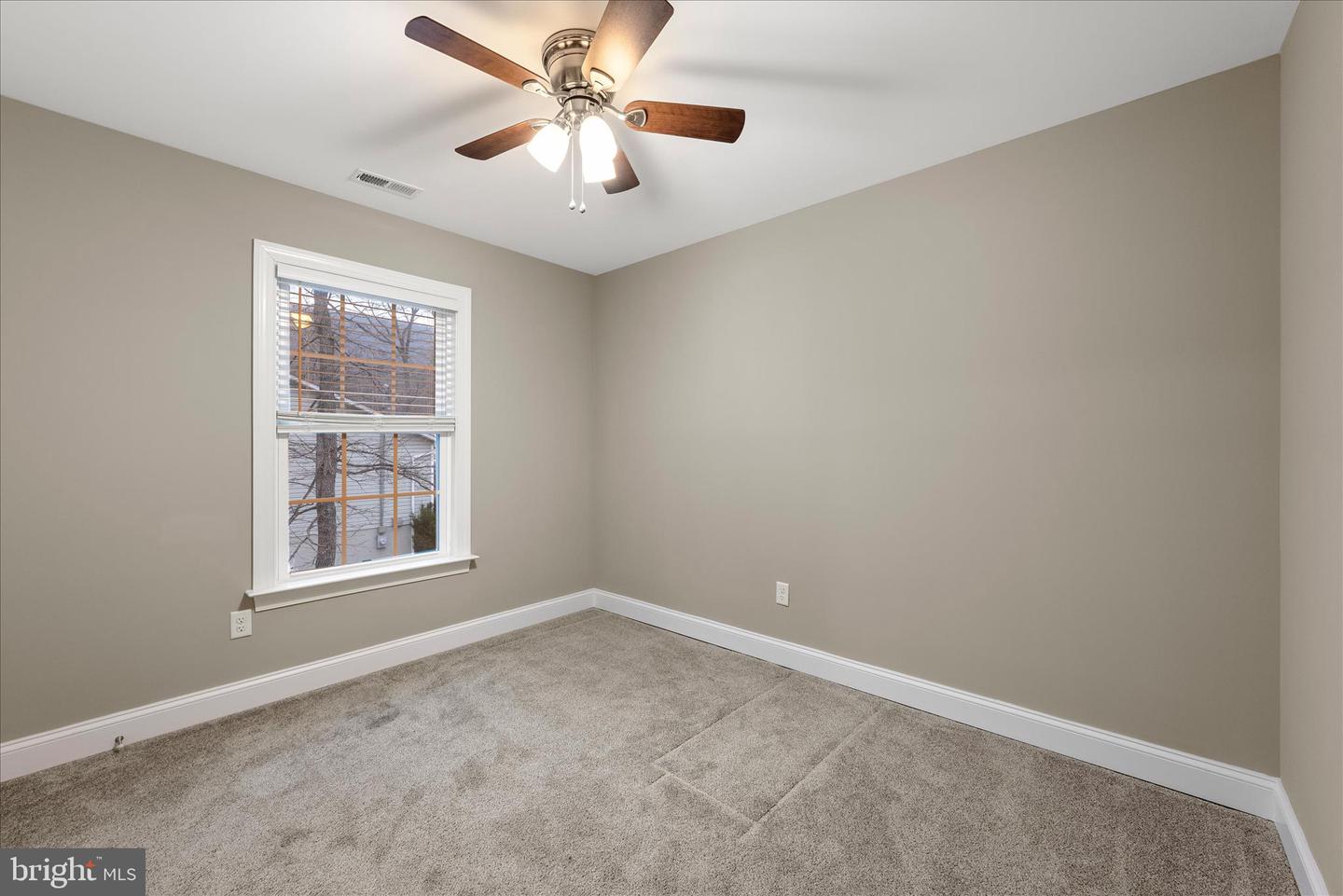 701 HICKORY TRL, WINCHESTER, Virginia 22602, 3 Bedrooms Bedrooms, 6 Rooms Rooms,2 BathroomsBathrooms,Residential,For sale,701 HICKORY TRL,VAFV2038814 MLS # VAFV2038814