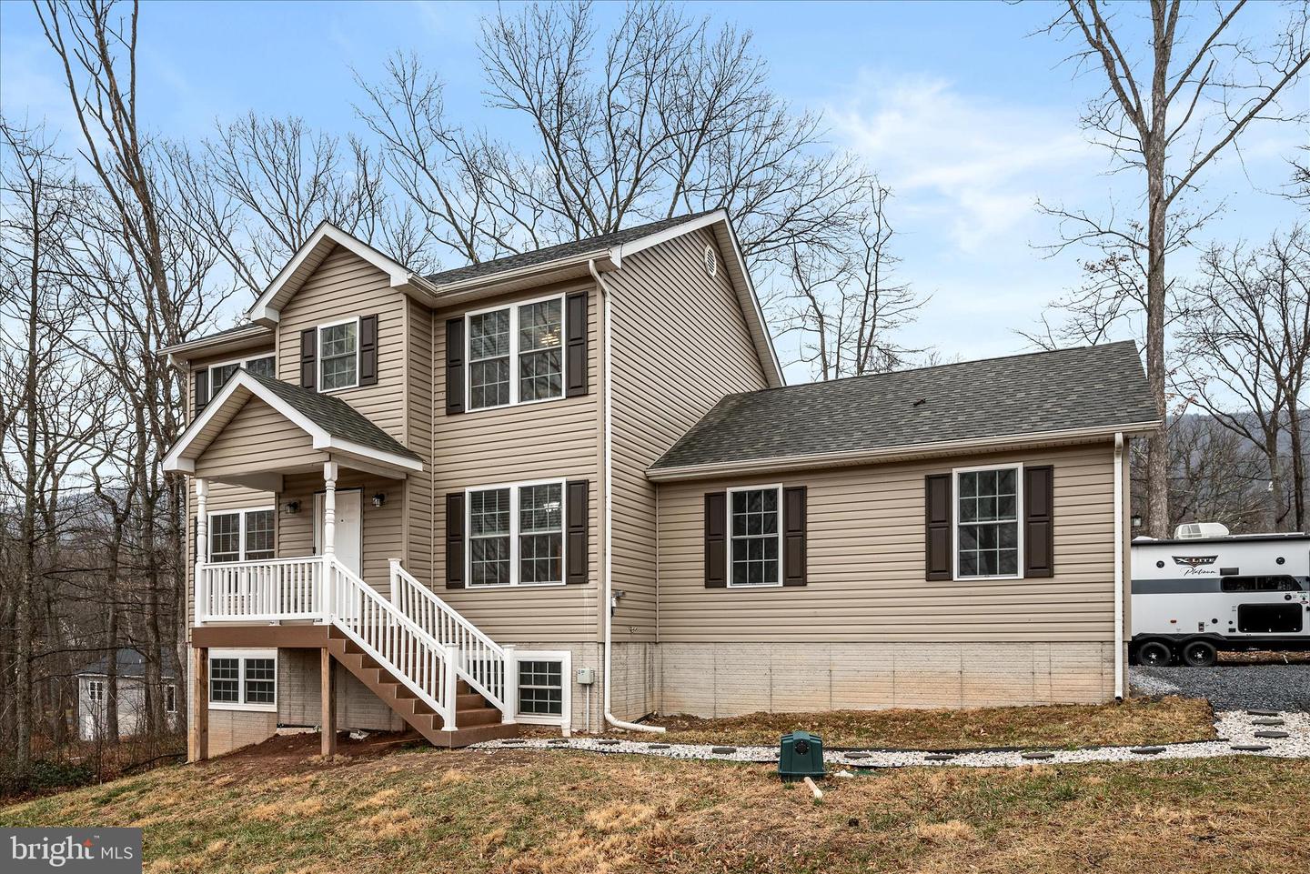 701 HICKORY TRL, WINCHESTER, Virginia 22602, 3 Bedrooms Bedrooms, 6 Rooms Rooms,2 BathroomsBathrooms,Residential,For sale,701 HICKORY TRL,VAFV2038814 MLS # VAFV2038814