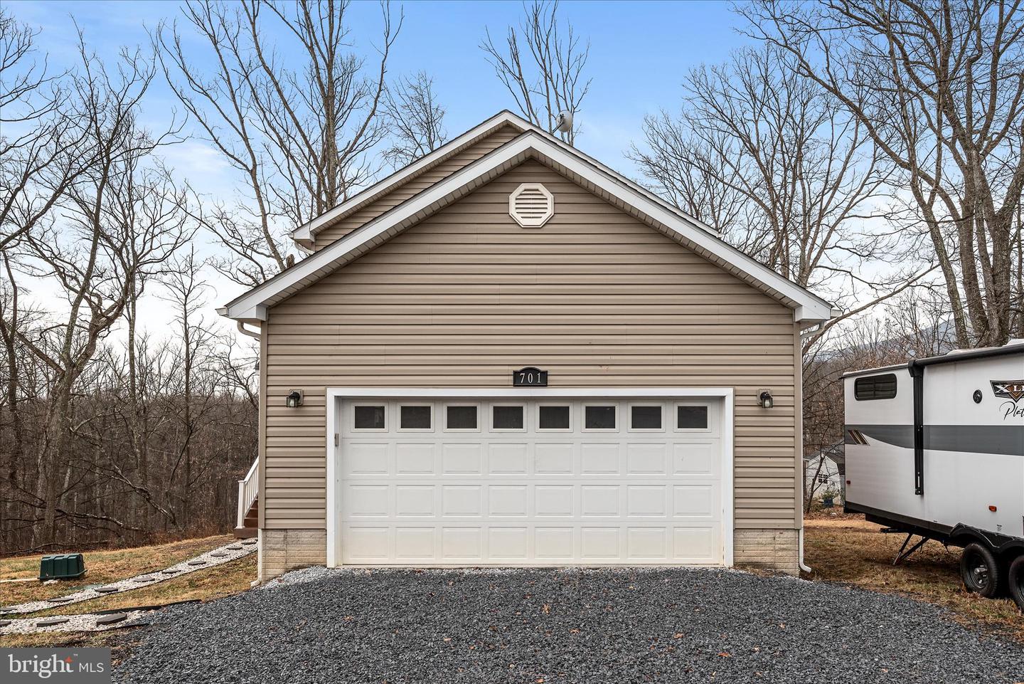 701 HICKORY TRL, WINCHESTER, Virginia 22602, 3 Bedrooms Bedrooms, 6 Rooms Rooms,2 BathroomsBathrooms,Residential,For sale,701 HICKORY TRL,VAFV2038814 MLS # VAFV2038814