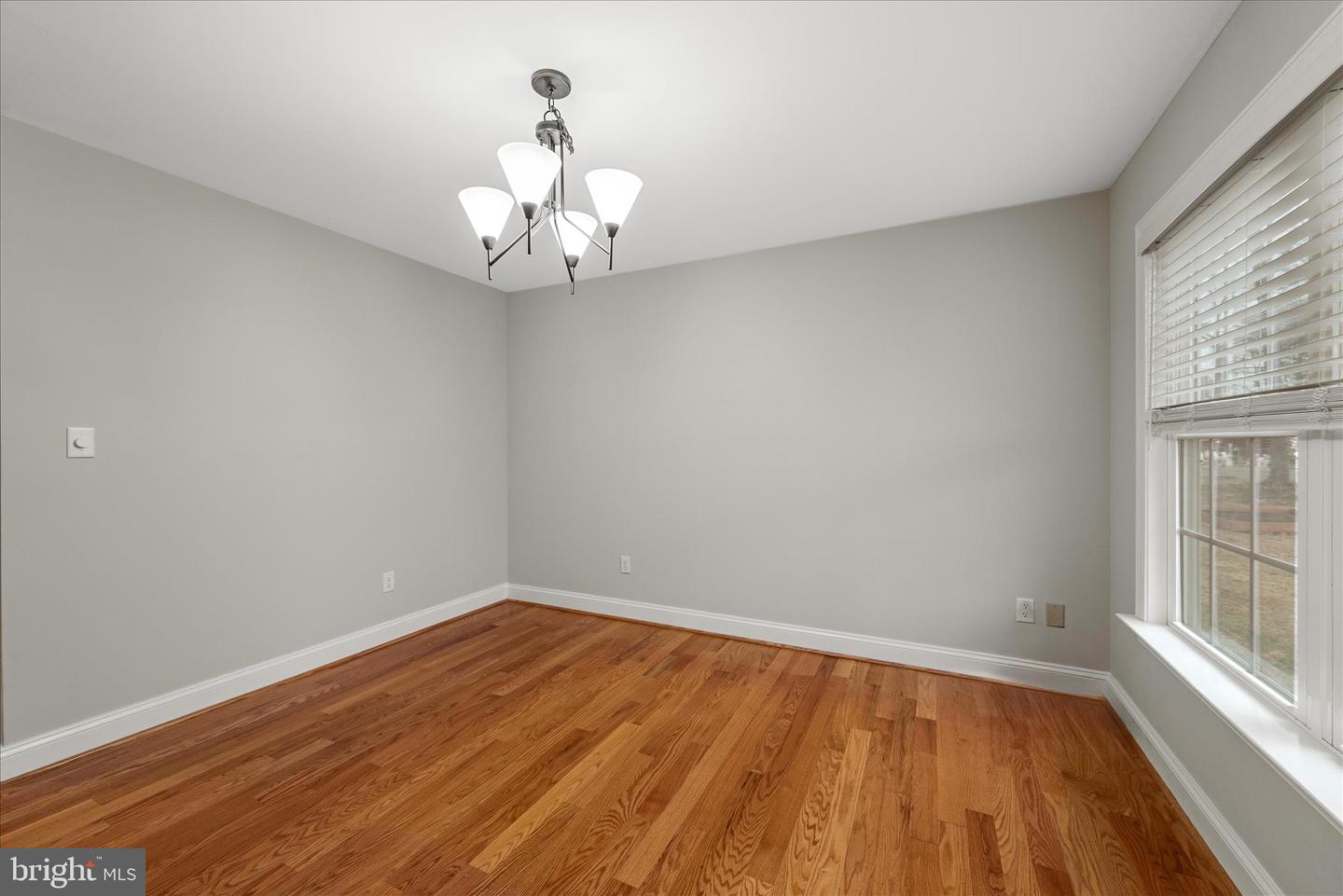 701 HICKORY TRL, WINCHESTER, Virginia 22602, 3 Bedrooms Bedrooms, 6 Rooms Rooms,2 BathroomsBathrooms,Residential,For sale,701 HICKORY TRL,VAFV2038814 MLS # VAFV2038814