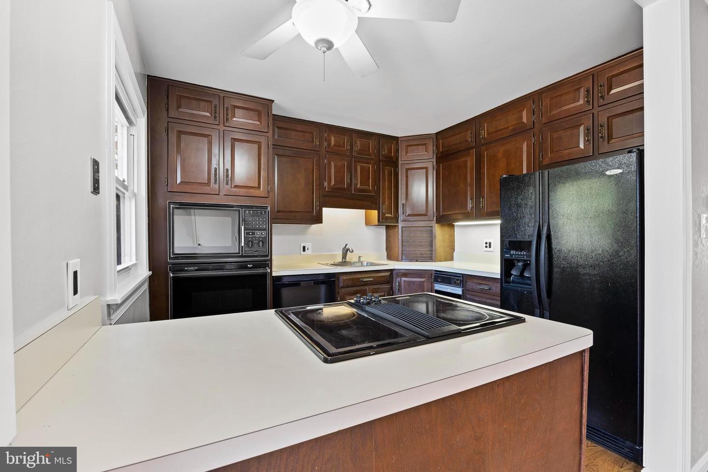 8106 KARL RD, ALEXANDRIA, Virginia 22308, 4 Bedrooms Bedrooms, ,2 BathroomsBathrooms,Residential,For sale,8106 KARL RD,VAFX2285190 MLS # VAFX2285190