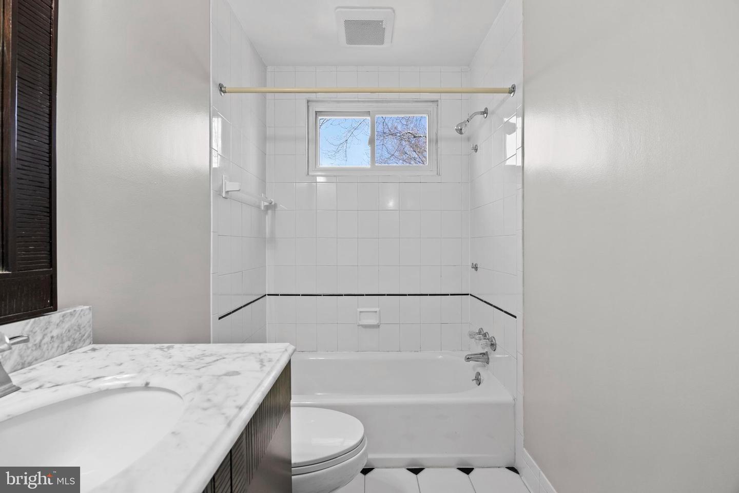 8106 KARL RD, ALEXANDRIA, Virginia 22308, 4 Bedrooms Bedrooms, ,2 BathroomsBathrooms,Residential,For sale,8106 KARL RD,VAFX2285190 MLS # VAFX2285190