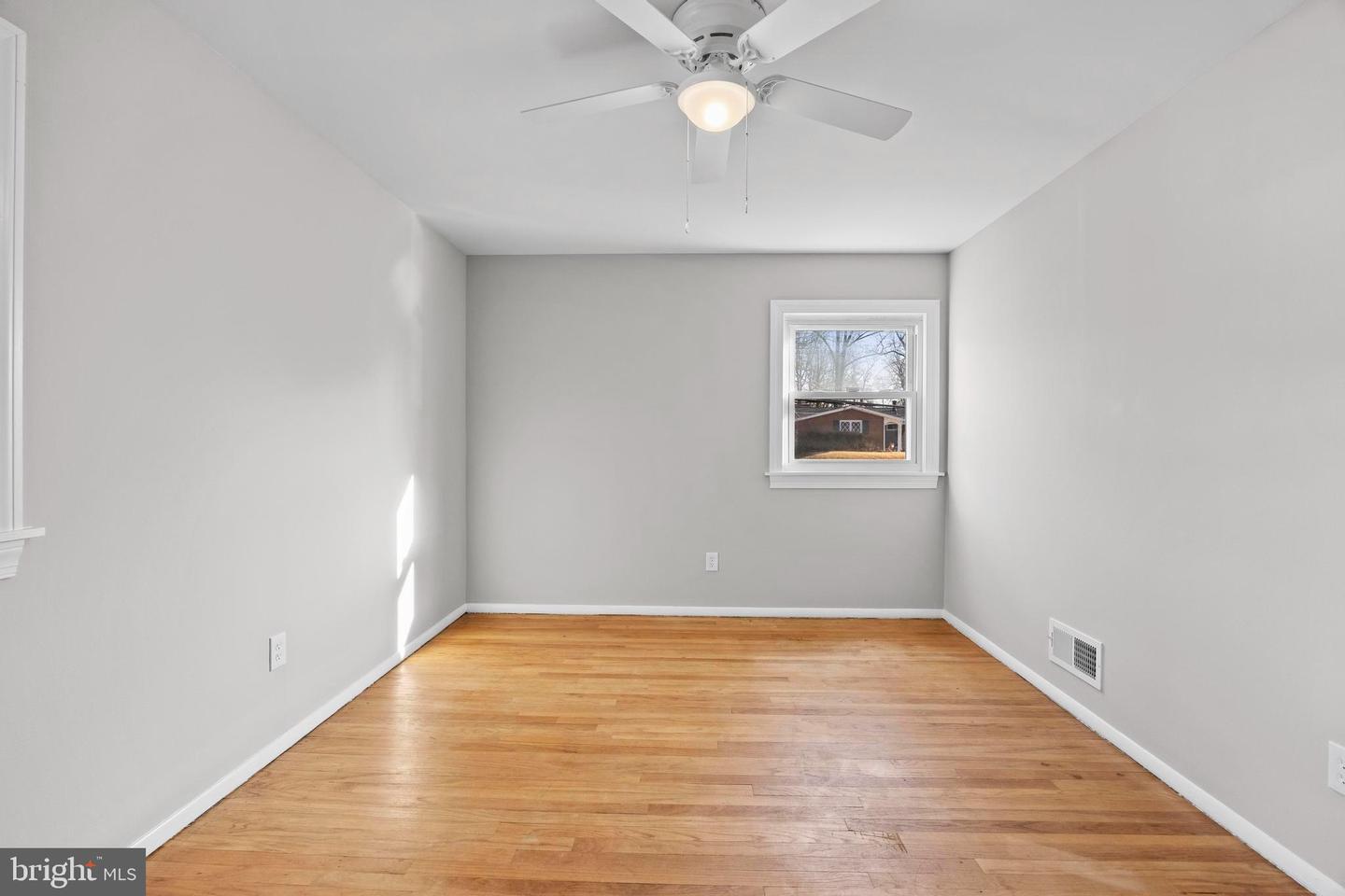 8106 KARL RD, ALEXANDRIA, Virginia 22308, 4 Bedrooms Bedrooms, ,2 BathroomsBathrooms,Residential,For sale,8106 KARL RD,VAFX2285190 MLS # VAFX2285190