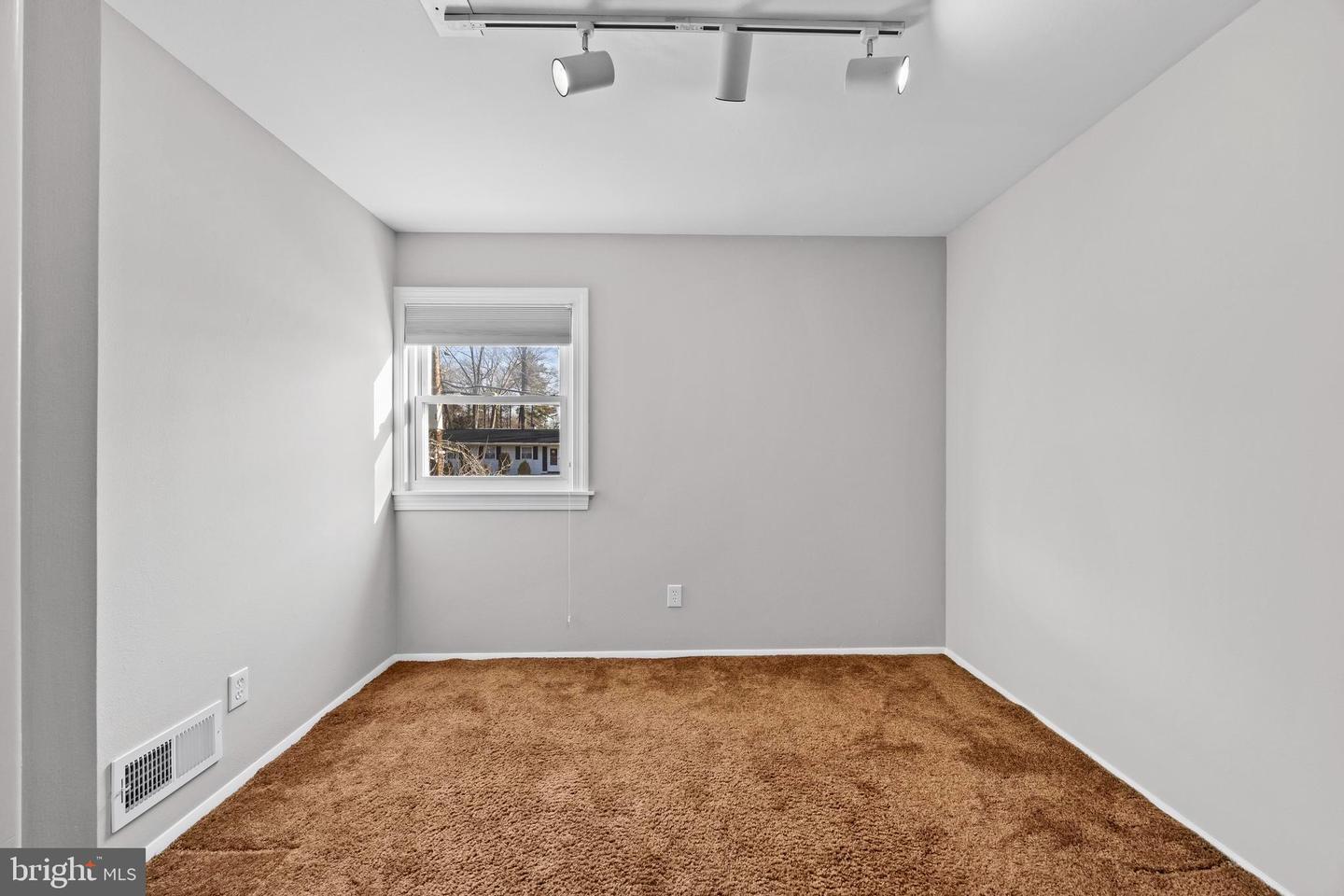 8106 KARL RD, ALEXANDRIA, Virginia 22308, 4 Bedrooms Bedrooms, ,2 BathroomsBathrooms,Residential,For sale,8106 KARL RD,VAFX2285190 MLS # VAFX2285190