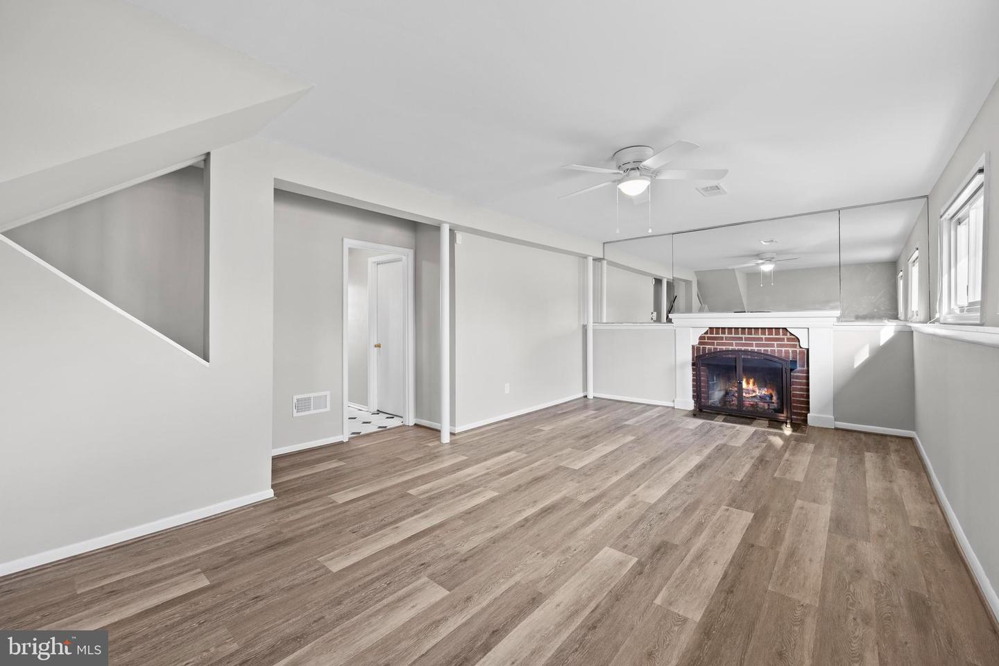 8106 KARL RD, ALEXANDRIA, Virginia 22308, 4 Bedrooms Bedrooms, ,2 BathroomsBathrooms,Residential,For sale,8106 KARL RD,VAFX2285190 MLS # VAFX2285190