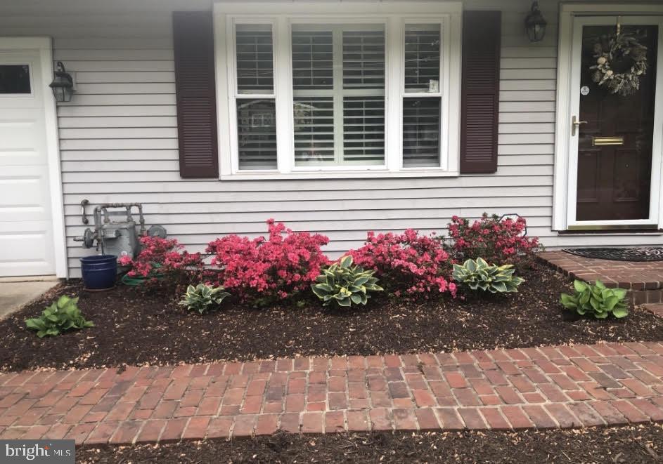 8106 KARL RD, ALEXANDRIA, Virginia 22308, 4 Bedrooms Bedrooms, ,2 BathroomsBathrooms,Residential,For sale,8106 KARL RD,VAFX2285190 MLS # VAFX2285190