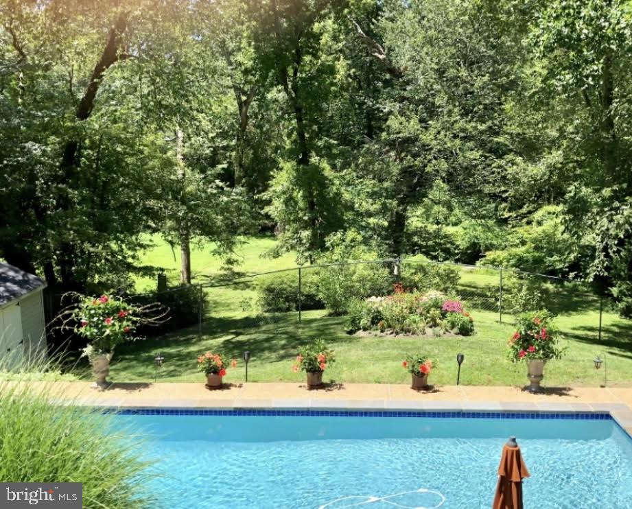 8106 KARL RD, ALEXANDRIA, Virginia 22308, 4 Bedrooms Bedrooms, ,2 BathroomsBathrooms,Residential,For sale,8106 KARL RD,VAFX2285190 MLS # VAFX2285190