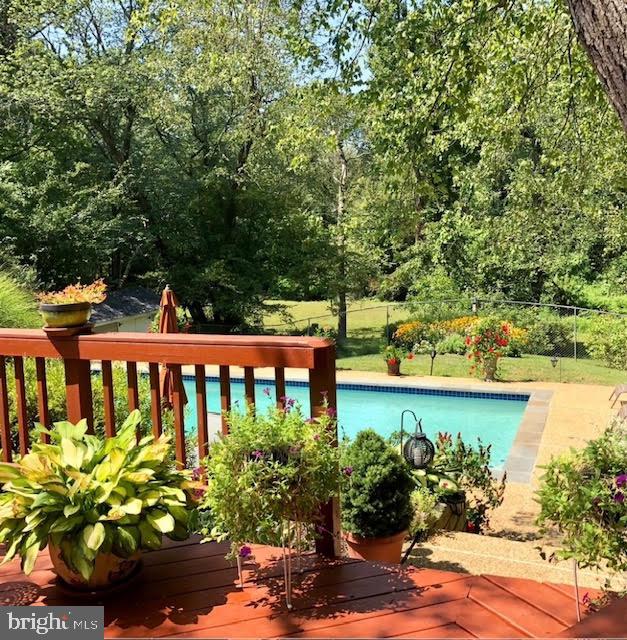 8106 KARL RD, ALEXANDRIA, Virginia 22308, 4 Bedrooms Bedrooms, ,2 BathroomsBathrooms,Residential,For sale,8106 KARL RD,VAFX2285190 MLS # VAFX2285190