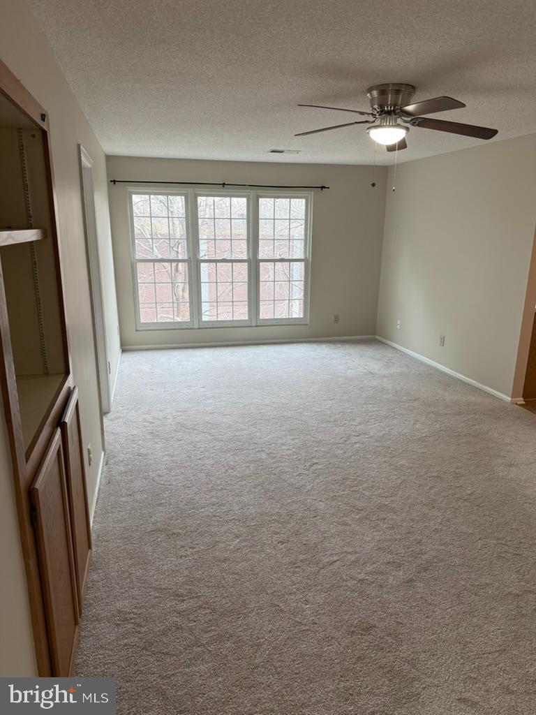 1112 HUNTMASTER TER NE #202, LEESBURG, Virginia 20176, 2 Bedrooms Bedrooms, ,1 BathroomBathrooms,Residential,For sale,1112 HUNTMASTER TER NE #202,VALO2113756 MLS # VALO2113756
