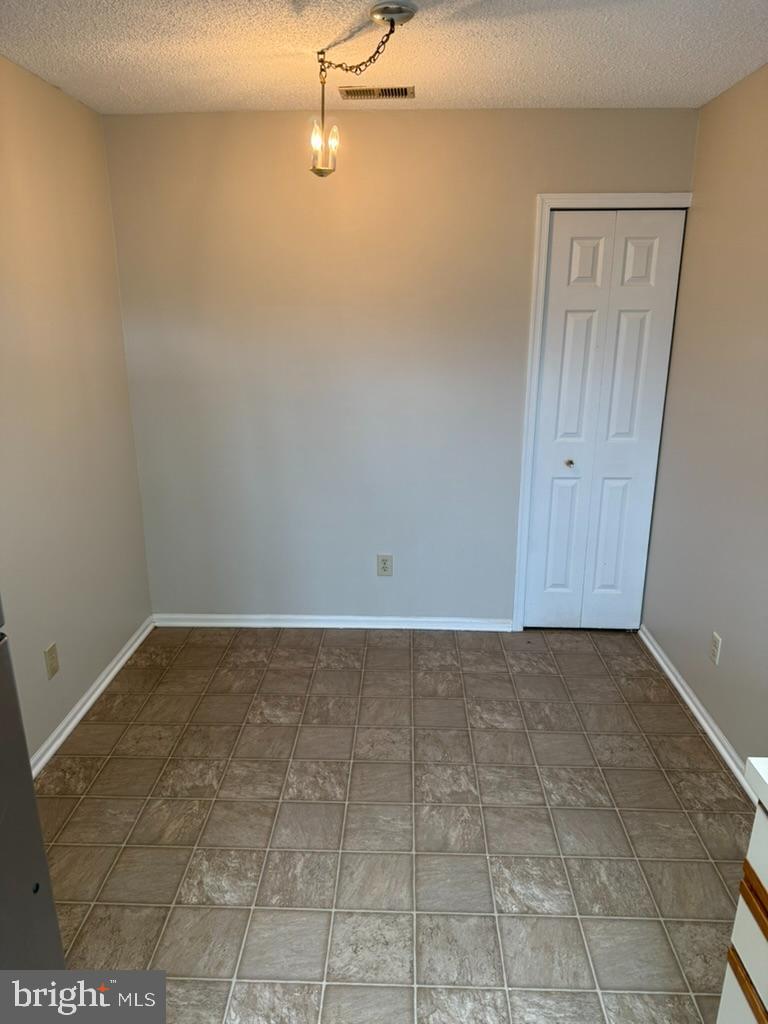 1112 HUNTMASTER TER NE #202, LEESBURG, Virginia 20176, 2 Bedrooms Bedrooms, ,1 BathroomBathrooms,Residential,For sale,1112 HUNTMASTER TER NE #202,VALO2113756 MLS # VALO2113756