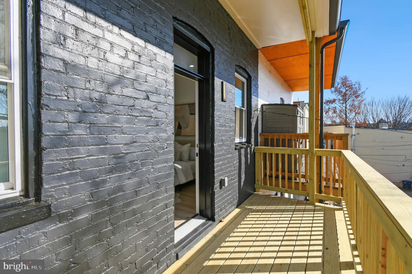 517 FLORIDA AVE NE, WASHINGTON, District Of Columbia 20002, 4 Bedrooms Bedrooms, ,3 BathroomsBathrooms,Residential,For sale,517 FLORIDA AVE NE,DCDC2240878 MLS # DCDC2240878