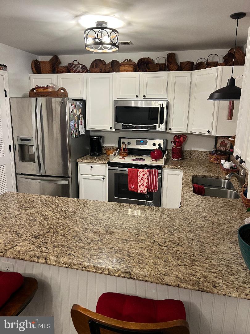 9911 BLADE CT, FREDERICKSBURG, Virginia 22408, 2 Bedrooms Bedrooms, ,2 BathroomsBathrooms,Residential,For sale,9911 BLADE CT,VASP2038540 MLS # VASP2038540