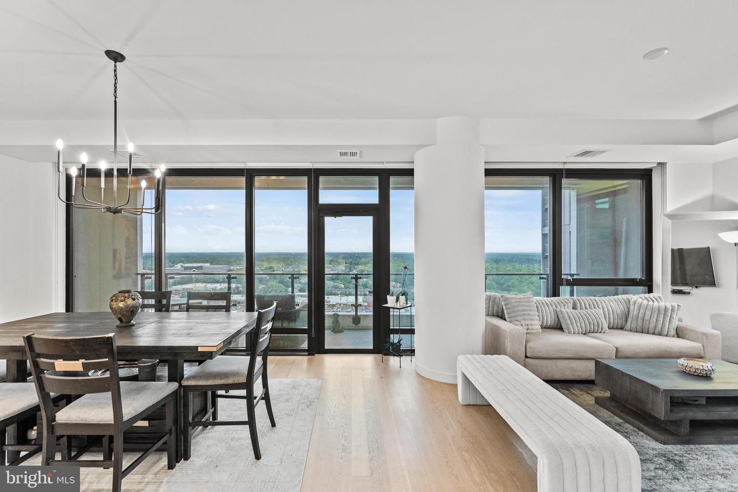 1650 SILVER HILL DR #1706, MCLEAN, Virginia 22102, 2 Bedrooms Bedrooms, ,2 BathroomsBathrooms,Residential,For sale,1650 SILVER HILL DR #1706,VAFX2285234 MLS # VAFX2285234