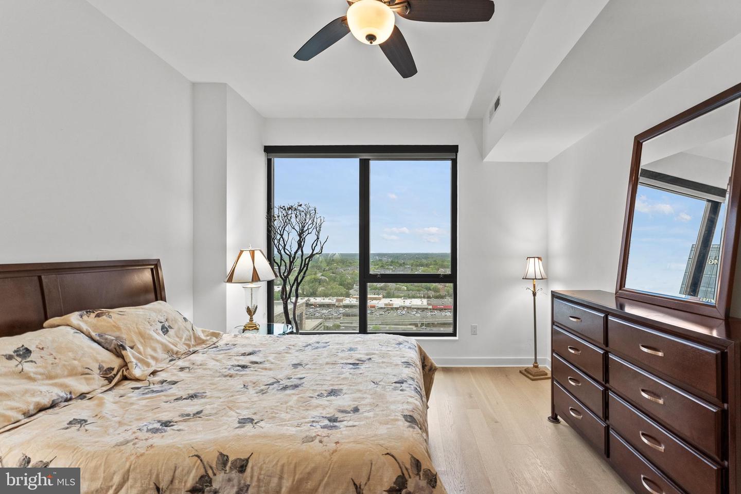 1650 SILVER HILL DR #1706, MCLEAN, Virginia 22102, 2 Bedrooms Bedrooms, ,2 BathroomsBathrooms,Residential,For sale,1650 SILVER HILL DR #1706,VAFX2285234 MLS # VAFX2285234