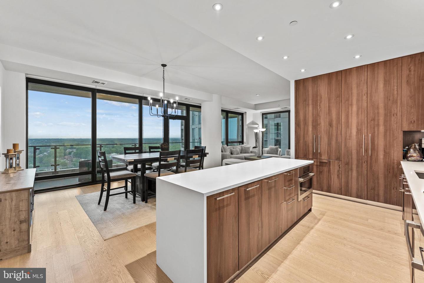 1650 SILVER HILL DR #1706, MCLEAN, Virginia 22102, 2 Bedrooms Bedrooms, ,2 BathroomsBathrooms,Residential,For sale,1650 SILVER HILL DR #1706,VAFX2285234 MLS # VAFX2285234