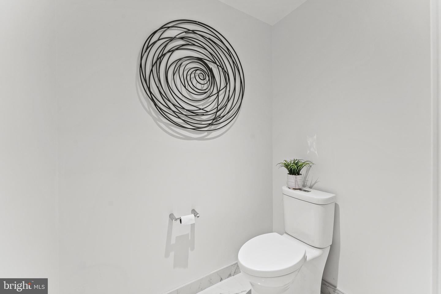 1650 SILVER HILL DR #1706, MCLEAN, Virginia 22102, 2 Bedrooms Bedrooms, ,2 BathroomsBathrooms,Residential,For sale,1650 SILVER HILL DR #1706,VAFX2285234 MLS # VAFX2285234