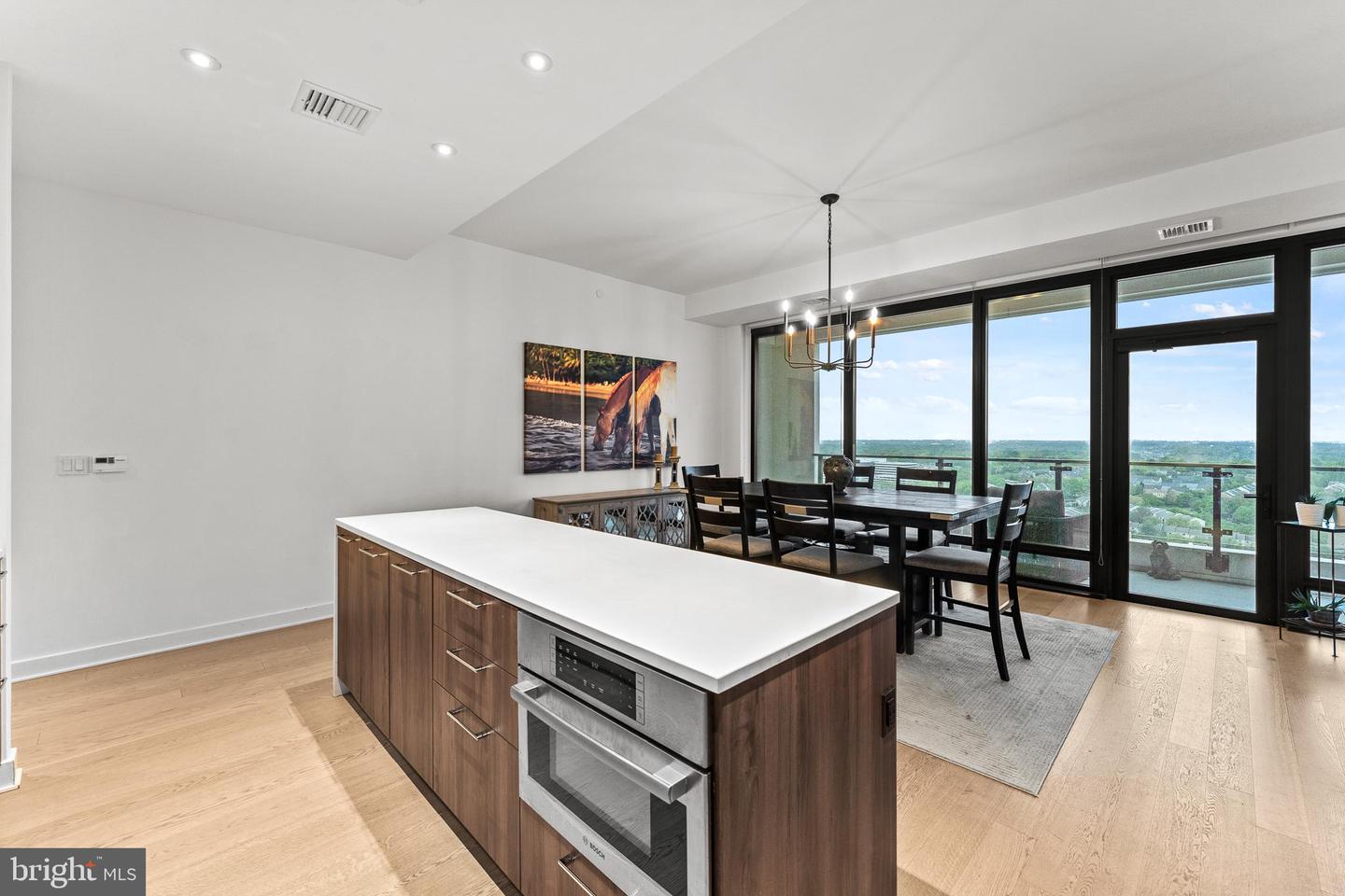 1650 SILVER HILL DR #1706, MCLEAN, Virginia 22102, 2 Bedrooms Bedrooms, ,2 BathroomsBathrooms,Residential,For sale,1650 SILVER HILL DR #1706,VAFX2285234 MLS # VAFX2285234