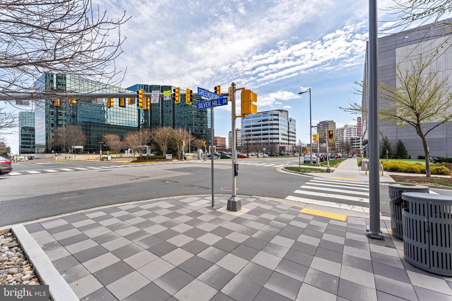 1650 SILVER HILL DR #1706, MCLEAN, Virginia 22102, 2 Bedrooms Bedrooms, ,2 BathroomsBathrooms,Residential,For sale,1650 SILVER HILL DR #1706,VAFX2285234 MLS # VAFX2285234