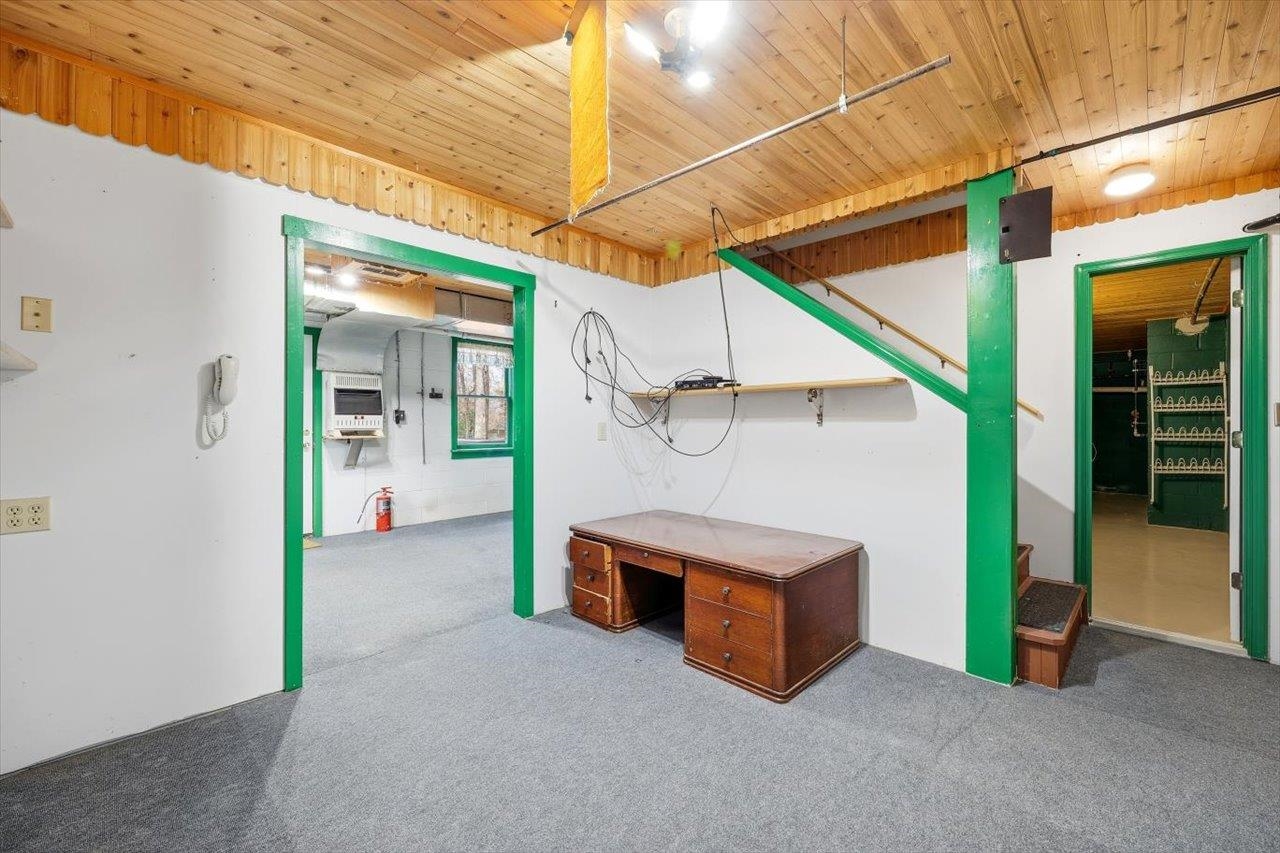 61 HILLANDALE DR, STAUNTON, Virginia 24401, 3 Bedrooms Bedrooms, ,2 BathroomsBathrooms,Residential,61 HILLANDALE DR,672376 MLS # 672376