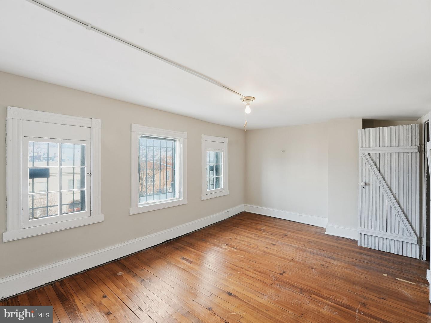 1934 1ST ST NW, WASHINGTON, District Of Columbia 20001, 4 Bedrooms Bedrooms, ,2 BathroomsBathrooms,Residential,For sale,1934 1ST ST NW,DCDC2232112 MLS # DCDC2232112