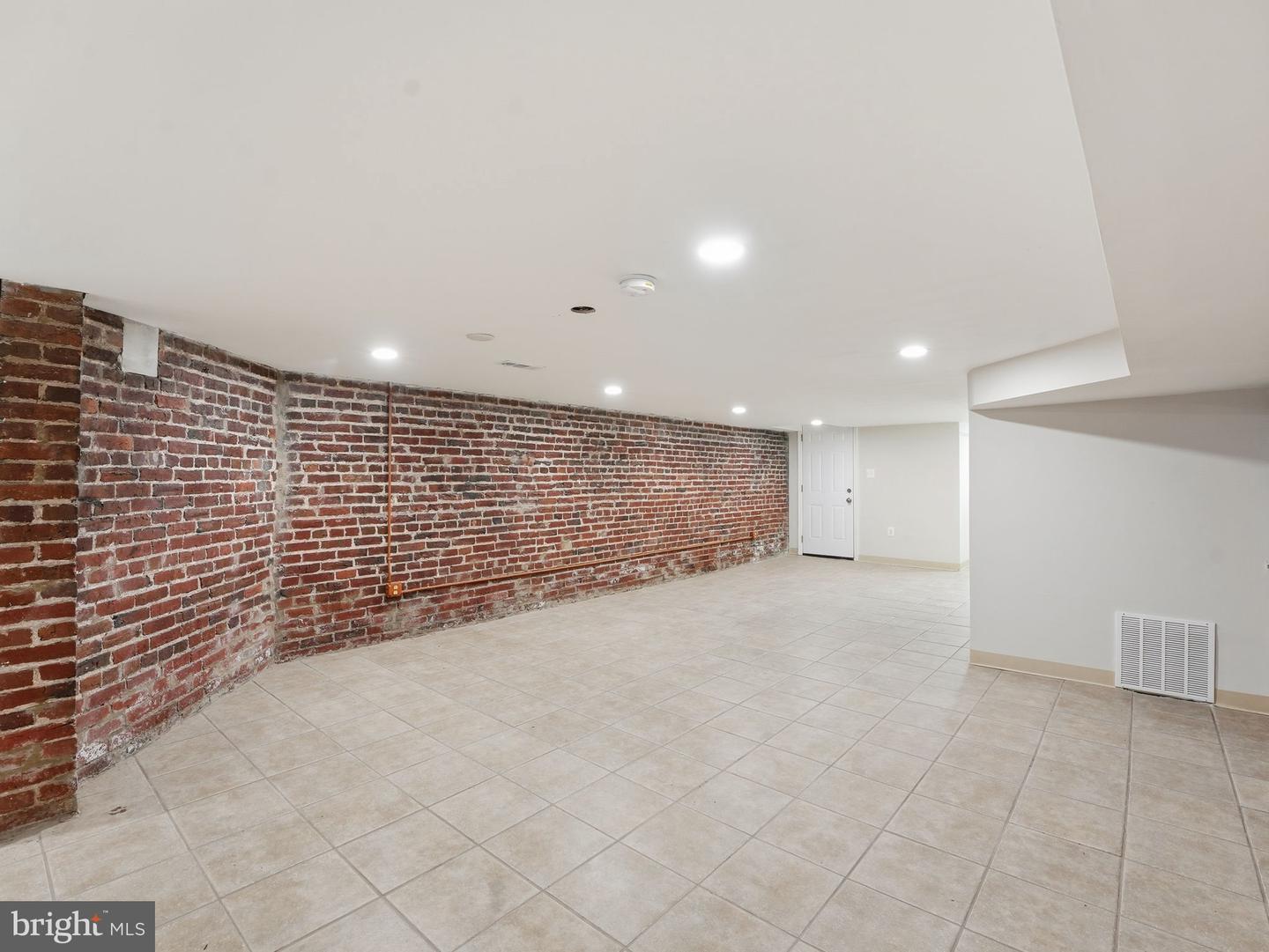 1934 1ST ST NW, WASHINGTON, District Of Columbia 20001, 4 Bedrooms Bedrooms, ,2 BathroomsBathrooms,Residential,For sale,1934 1ST ST NW,DCDC2232112 MLS # DCDC2232112