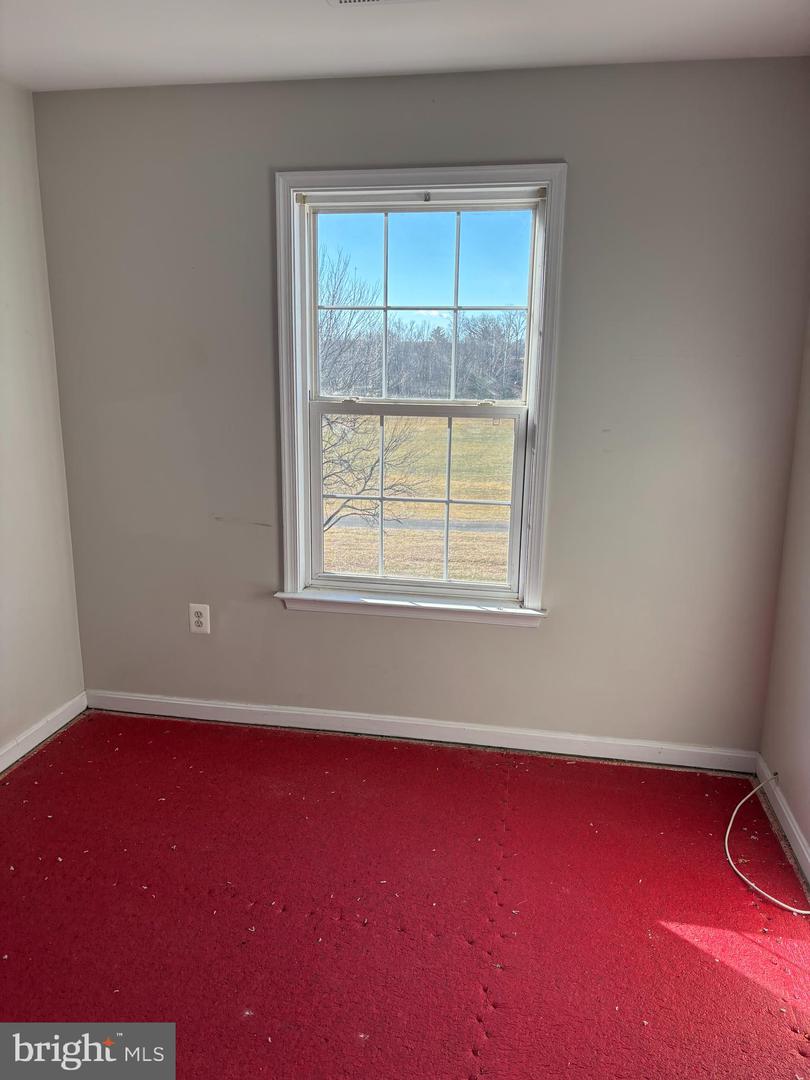 1025 LAKE PELHAM DR, CULPEPER, Virginia 22701, 3 Bedrooms Bedrooms, ,2 BathroomsBathrooms,Residential,For sale,1025 LAKE PELHAM DR,VACU2012140 MLS # VACU2012140