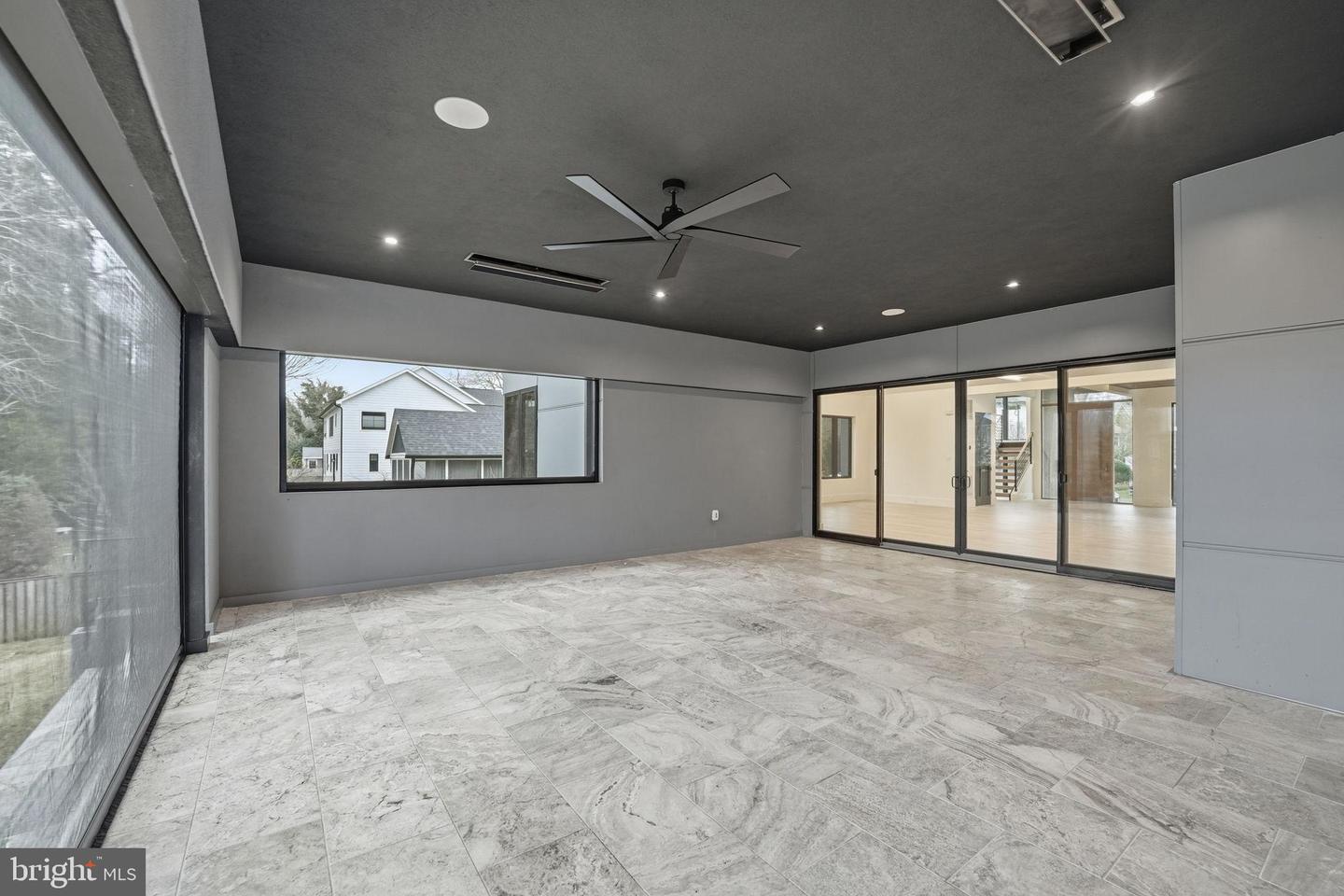 6910 BRIGHT AVE, MCLEAN, Virginia 22101, 6 Bedrooms Bedrooms, 35 Rooms Rooms,6 BathroomsBathrooms,Residential,For sale,6910 BRIGHT AVE,VAFX2282102 MLS # VAFX2282102