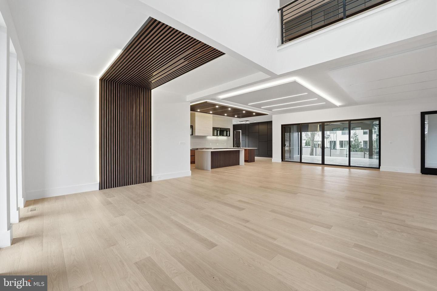 6910 BRIGHT AVE, MCLEAN, Virginia 22101, 6 Bedrooms Bedrooms, 35 Rooms Rooms,6 BathroomsBathrooms,Residential,For sale,6910 BRIGHT AVE,VAFX2282102 MLS # VAFX2282102