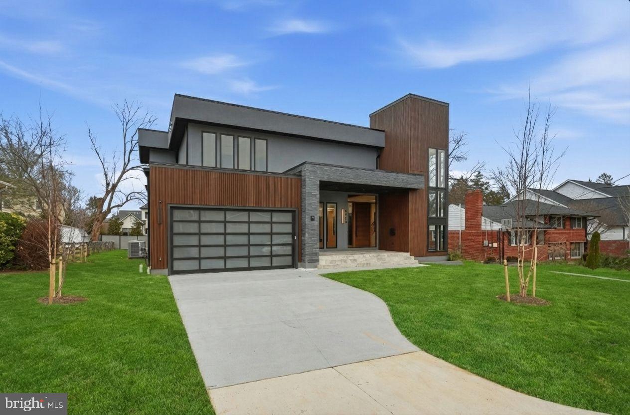 6910 BRIGHT AVE, MCLEAN, Virginia 22101, 6 Bedrooms Bedrooms, 35 Rooms Rooms,6 BathroomsBathrooms,Residential,For sale,6910 BRIGHT AVE,VAFX2282102 MLS # VAFX2282102